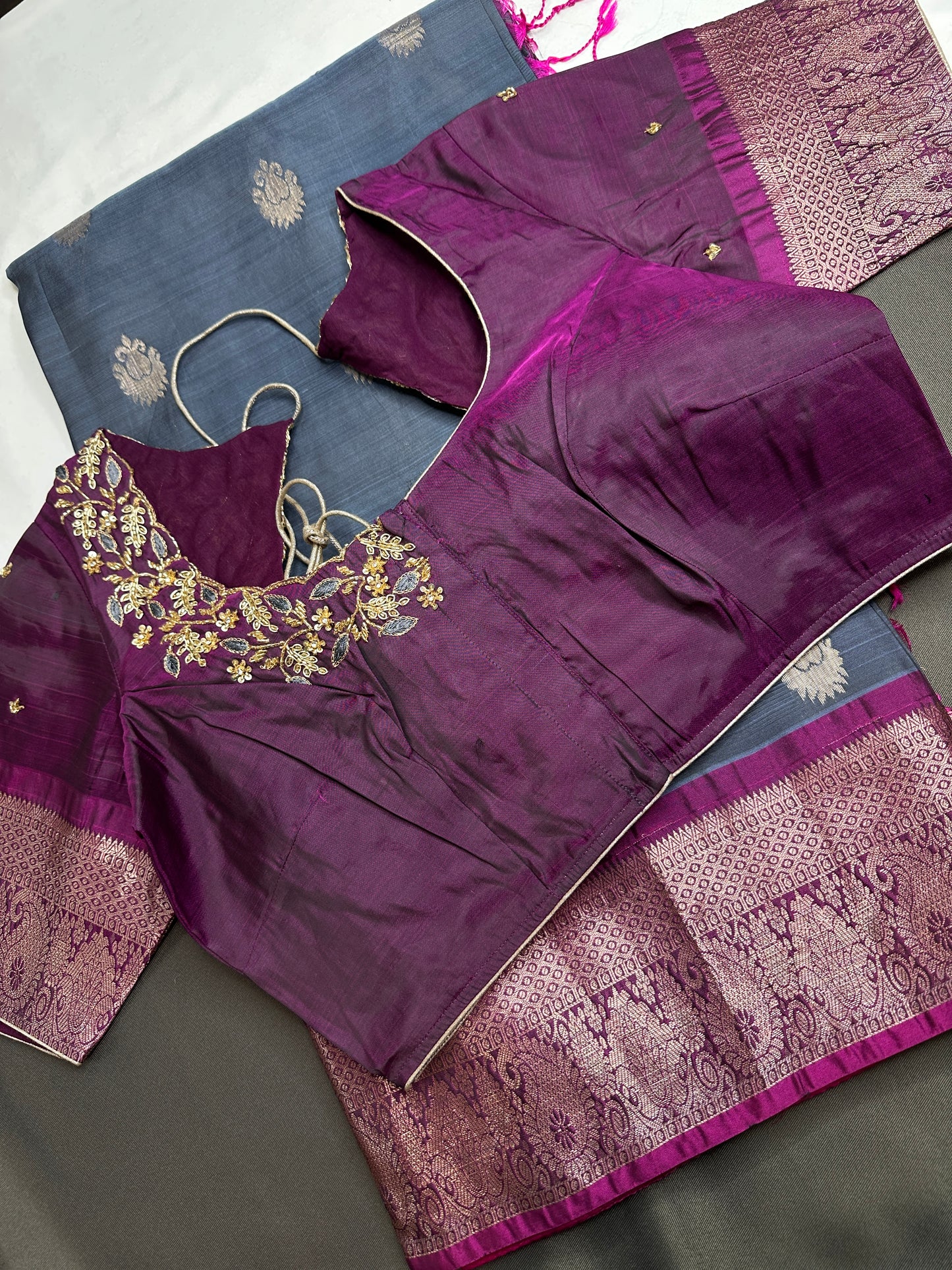 Grey Magenta Light Weight Kanchi Soft Handloom Silk  Saree - 
