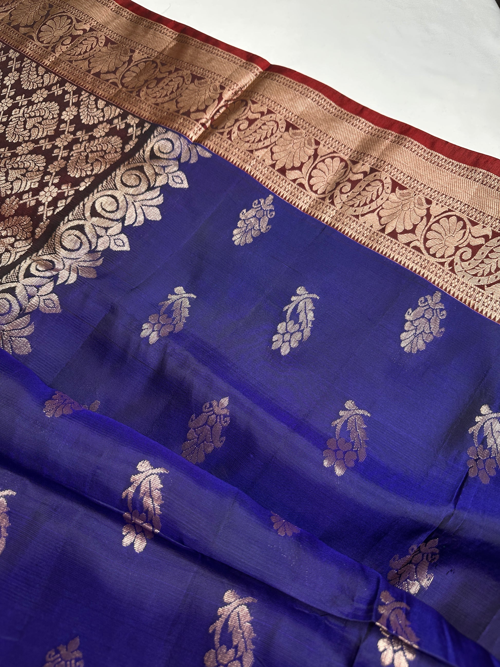 Blue Maroon Light Weight Kanchi Soft Handloom Silk  Saree - 