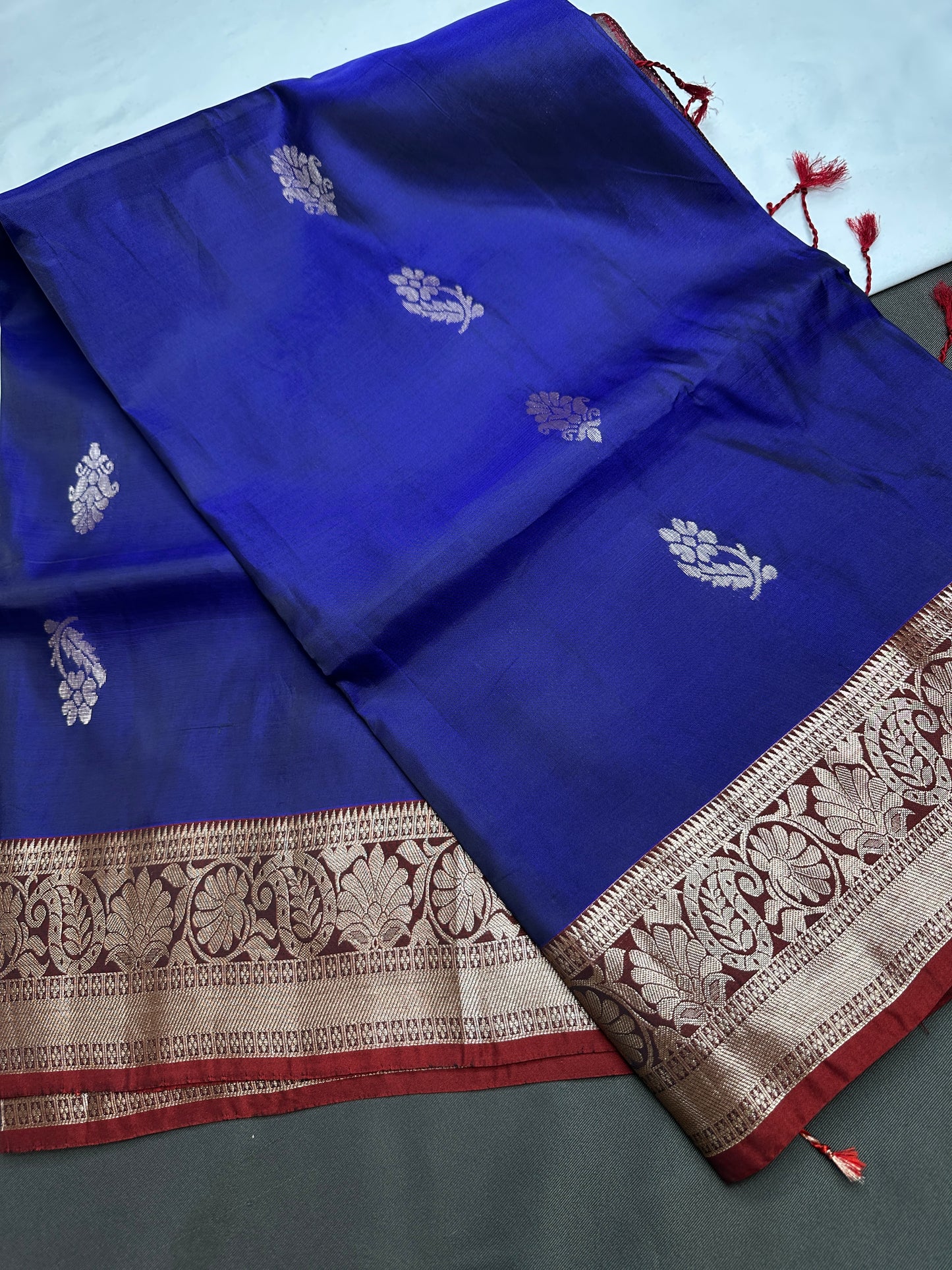 Blue Maroon Light Weight Kanchi Soft Handloom Silk  Saree - 