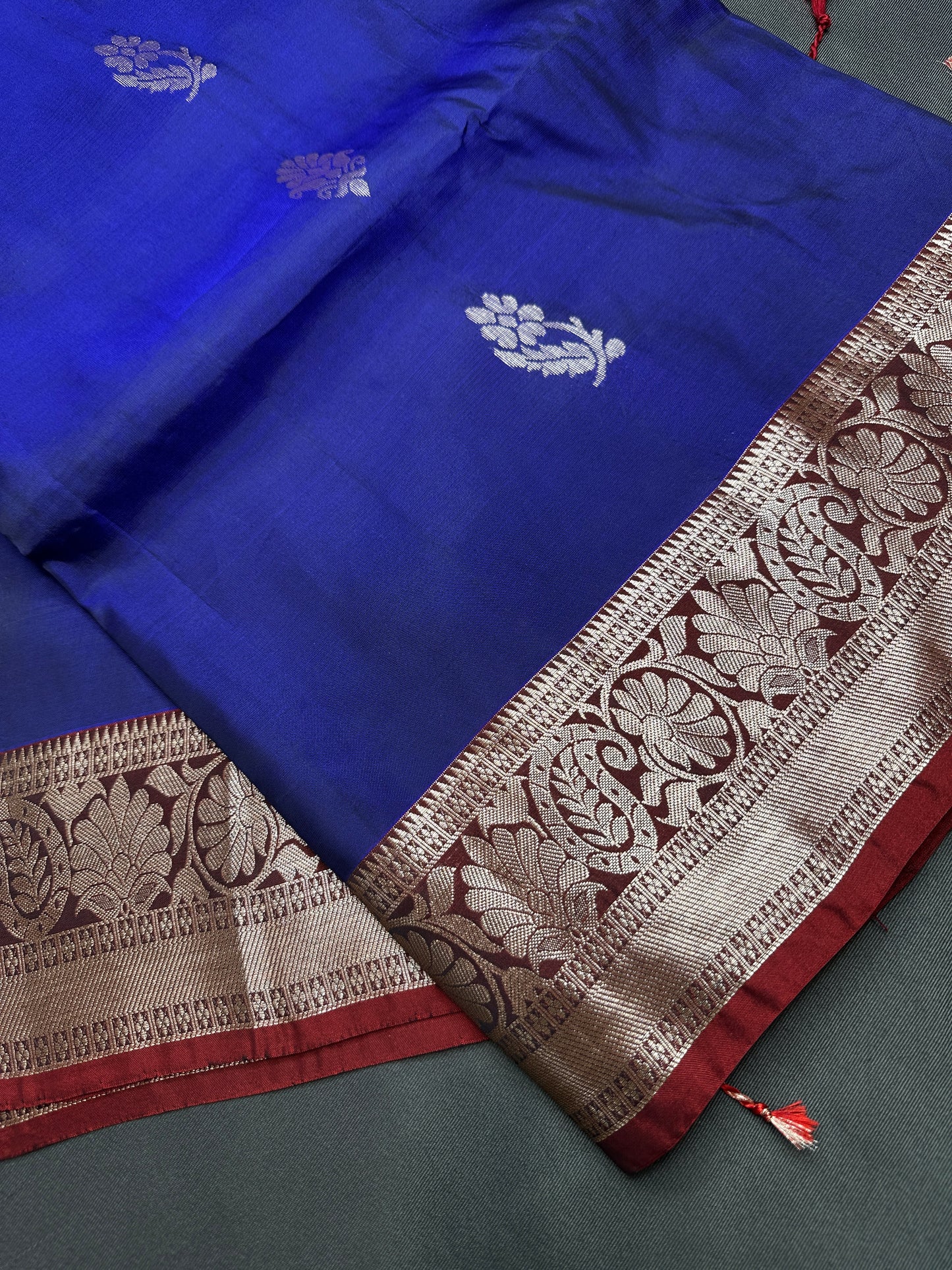 Blue Maroon Light Weight Kanchi Soft Handloom Silk  Saree - 
