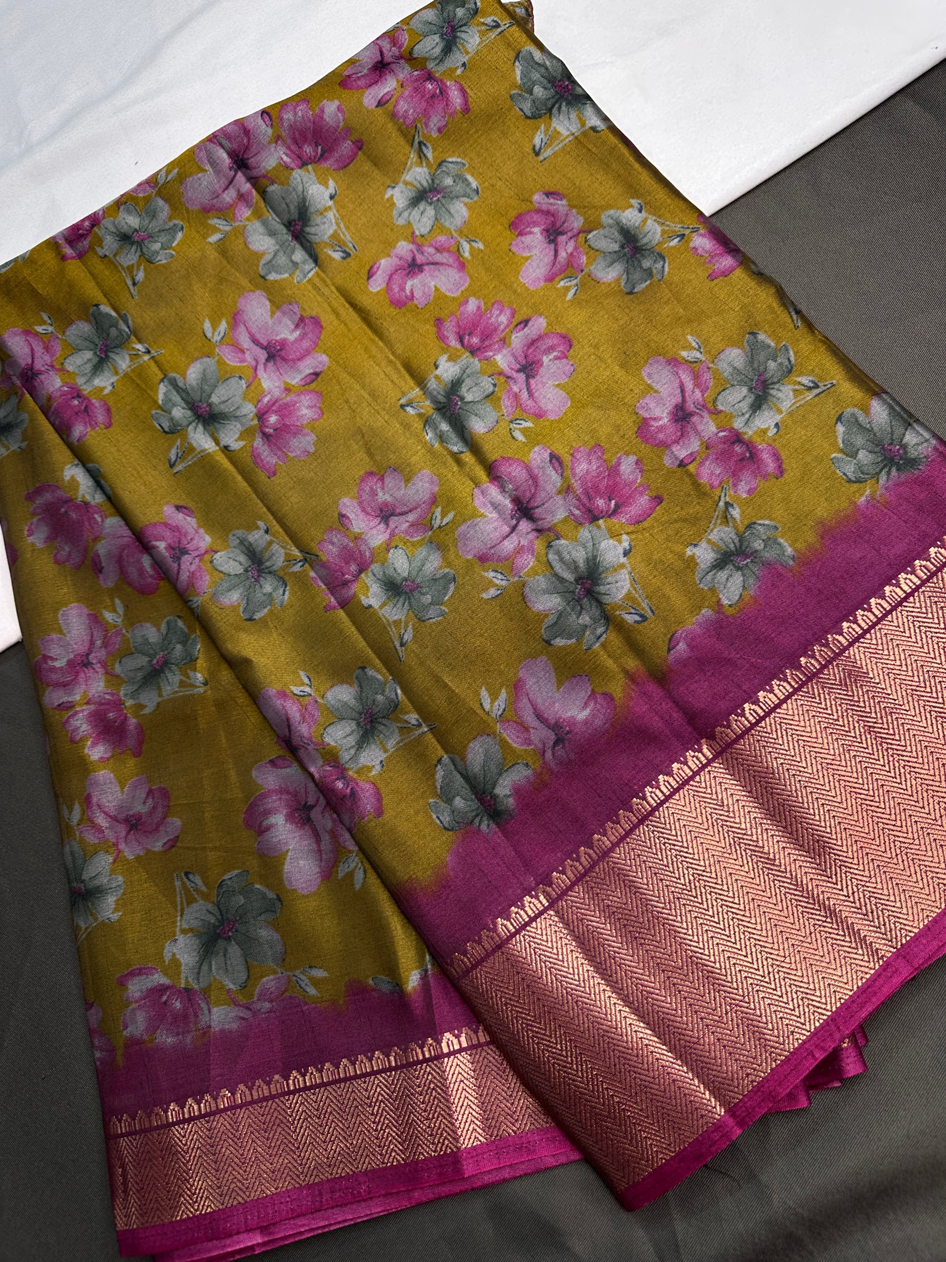 Green Maggenta Kalamkari Printed Light Weight Semi Tussar Saree - 