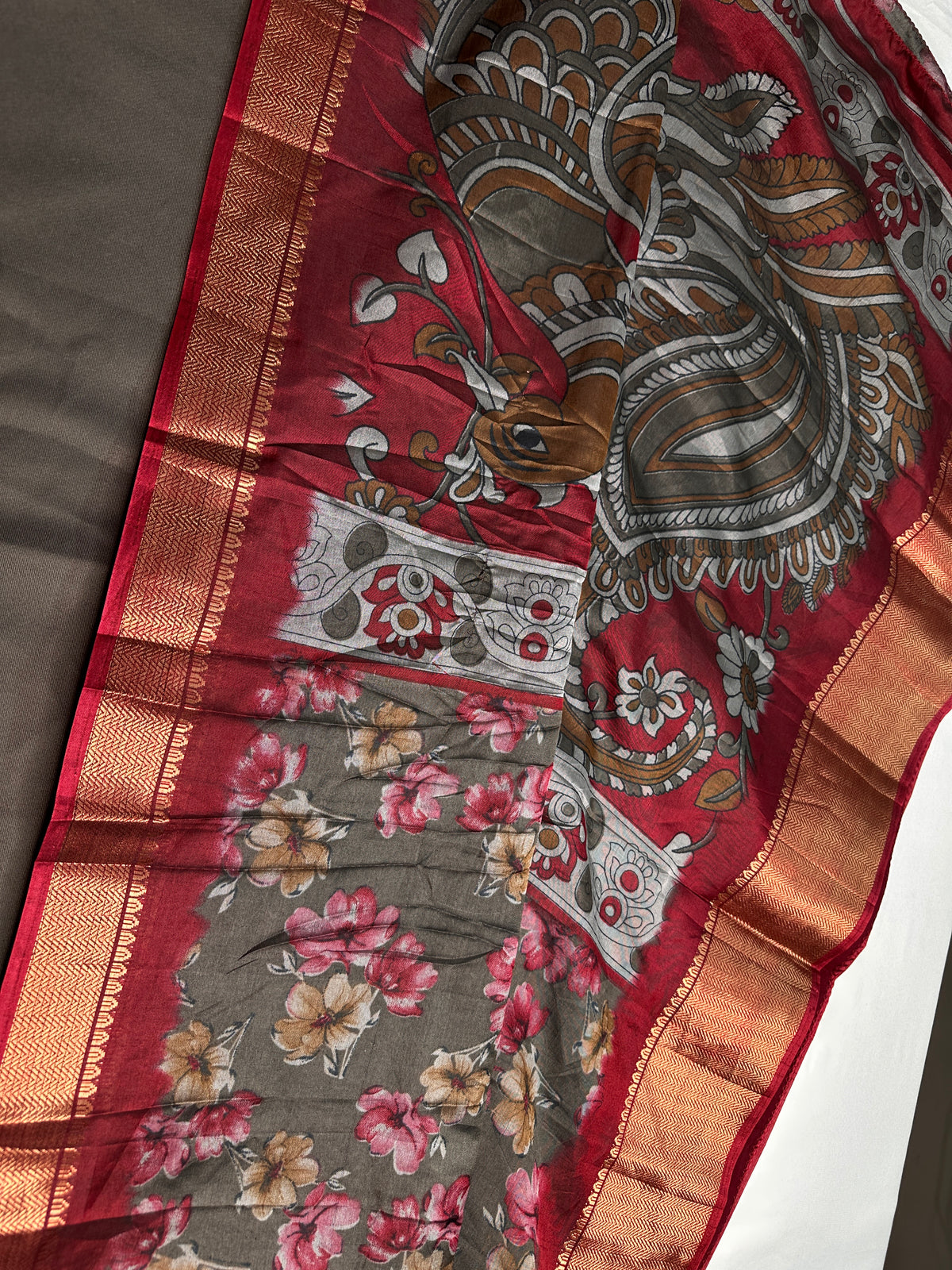 Grey Maggenta Kalamkari Printed Light Weight Semi Tussar Saree - 