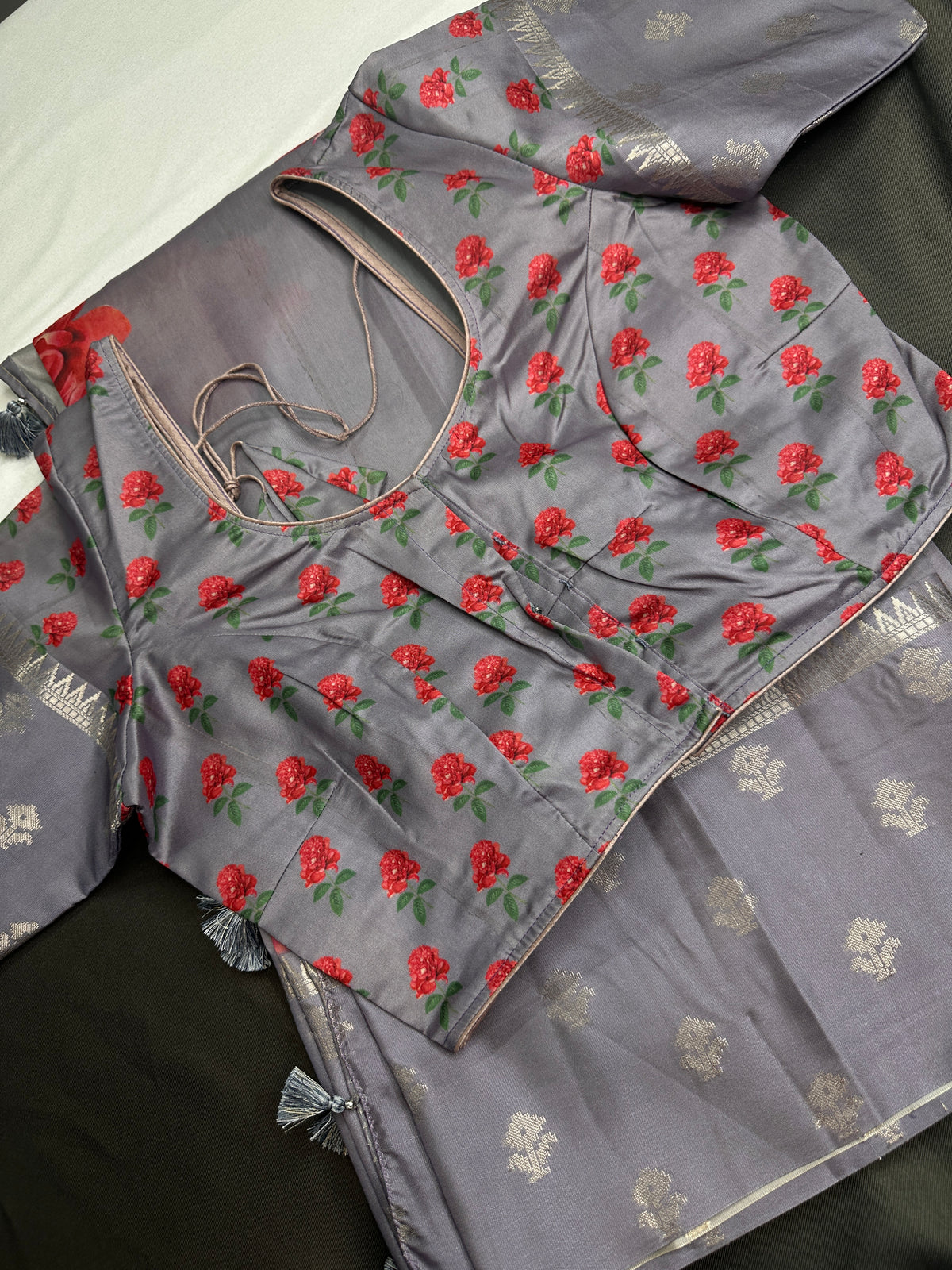 Grey Floral Semi Crepe Saree - 
