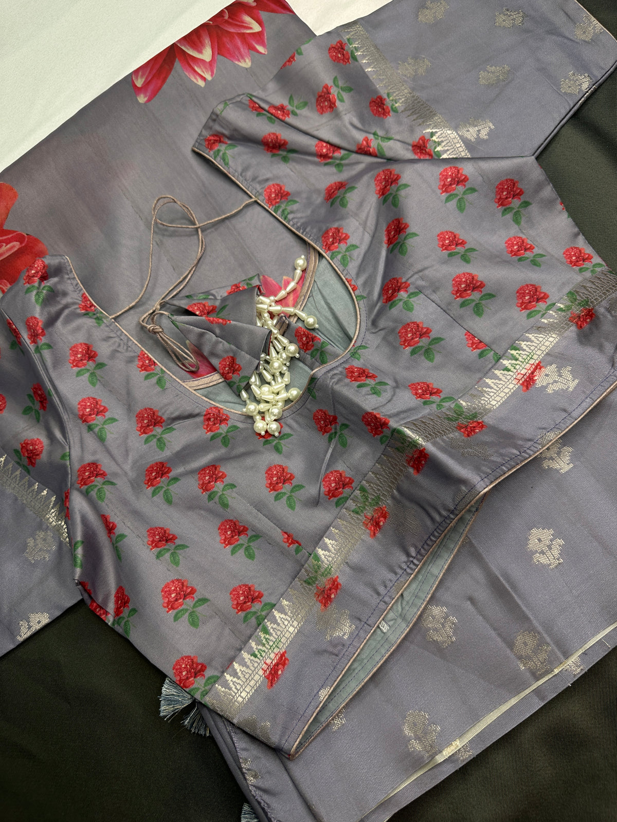 Grey Floral Semi Crepe Saree - 