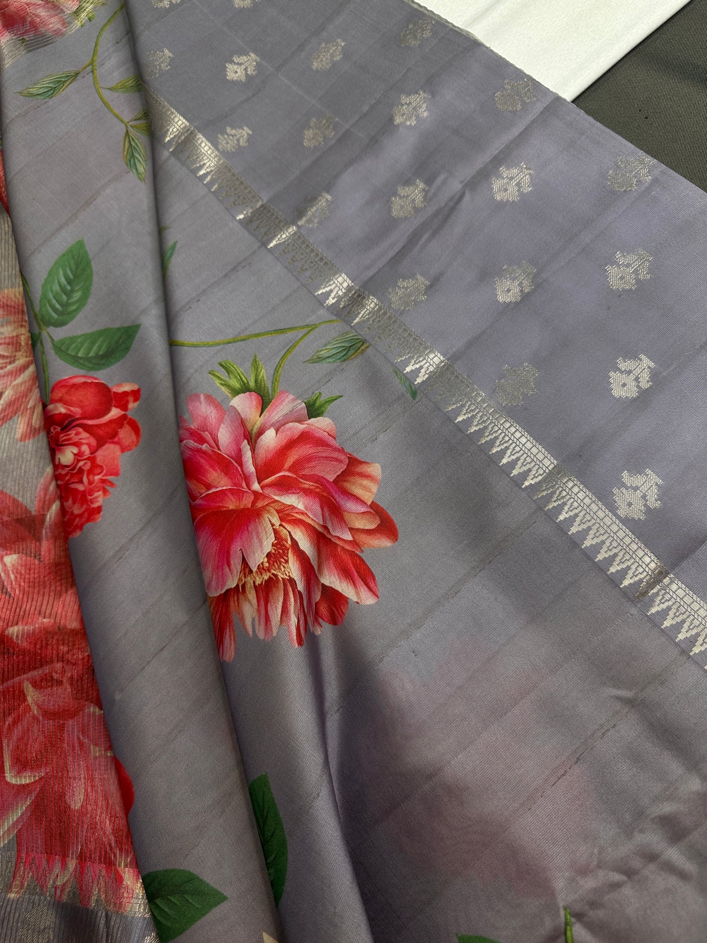 Grey Floral Semi Crepe Saree - 
