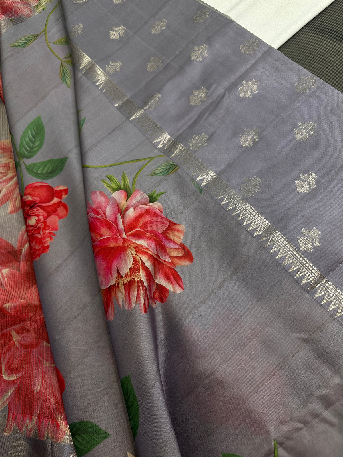 Grey Floral Semi Crepe Saree - 