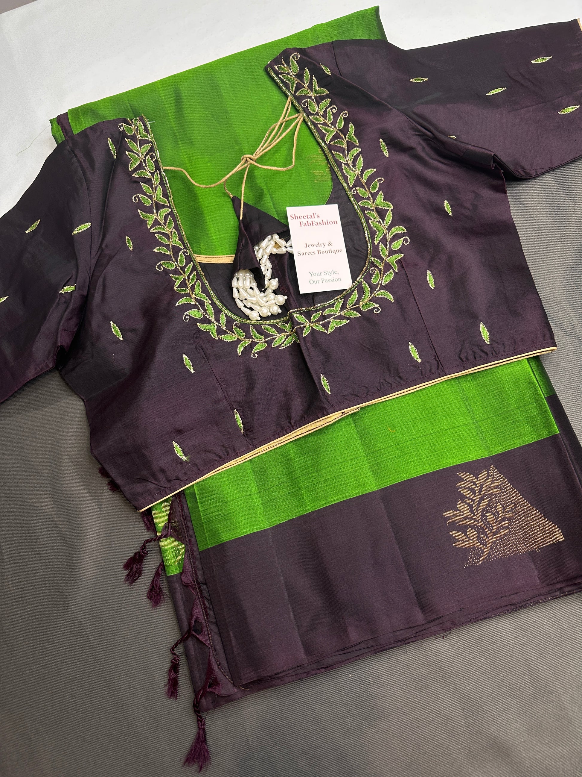 Green Pure Soft Silk  Handloom Saree - 
