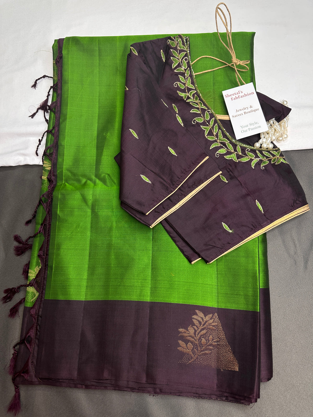 Green Pure Soft Silk  Handloom Saree - 