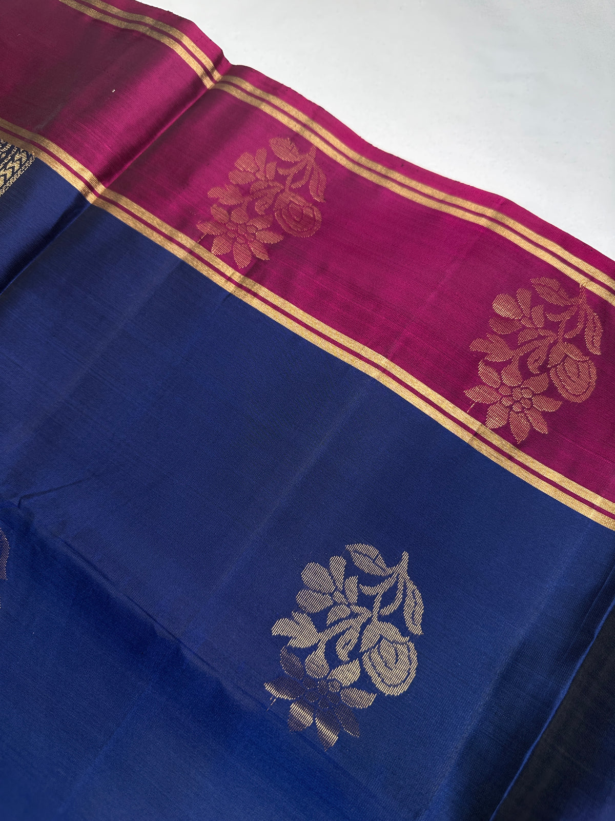 Blue Pink Pure Soft Silk  Handloom Saree - 