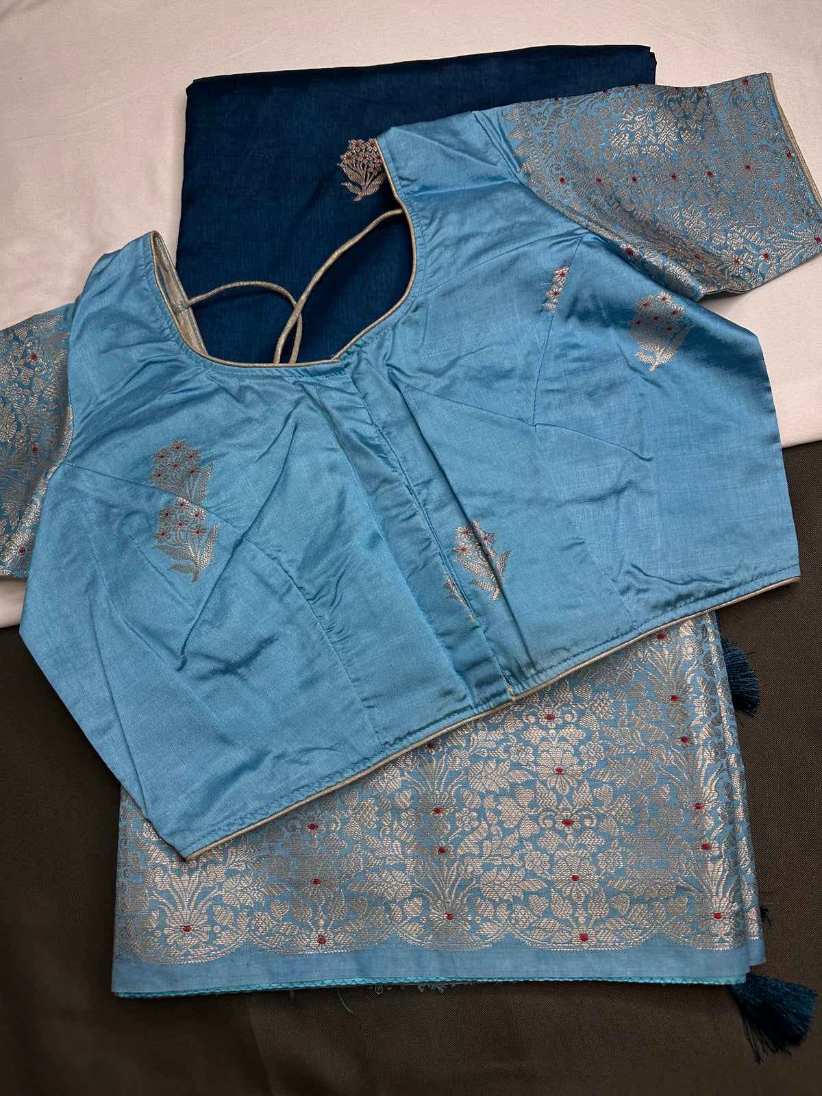 Blue Raw Mango Light Weight Silk Saree - 