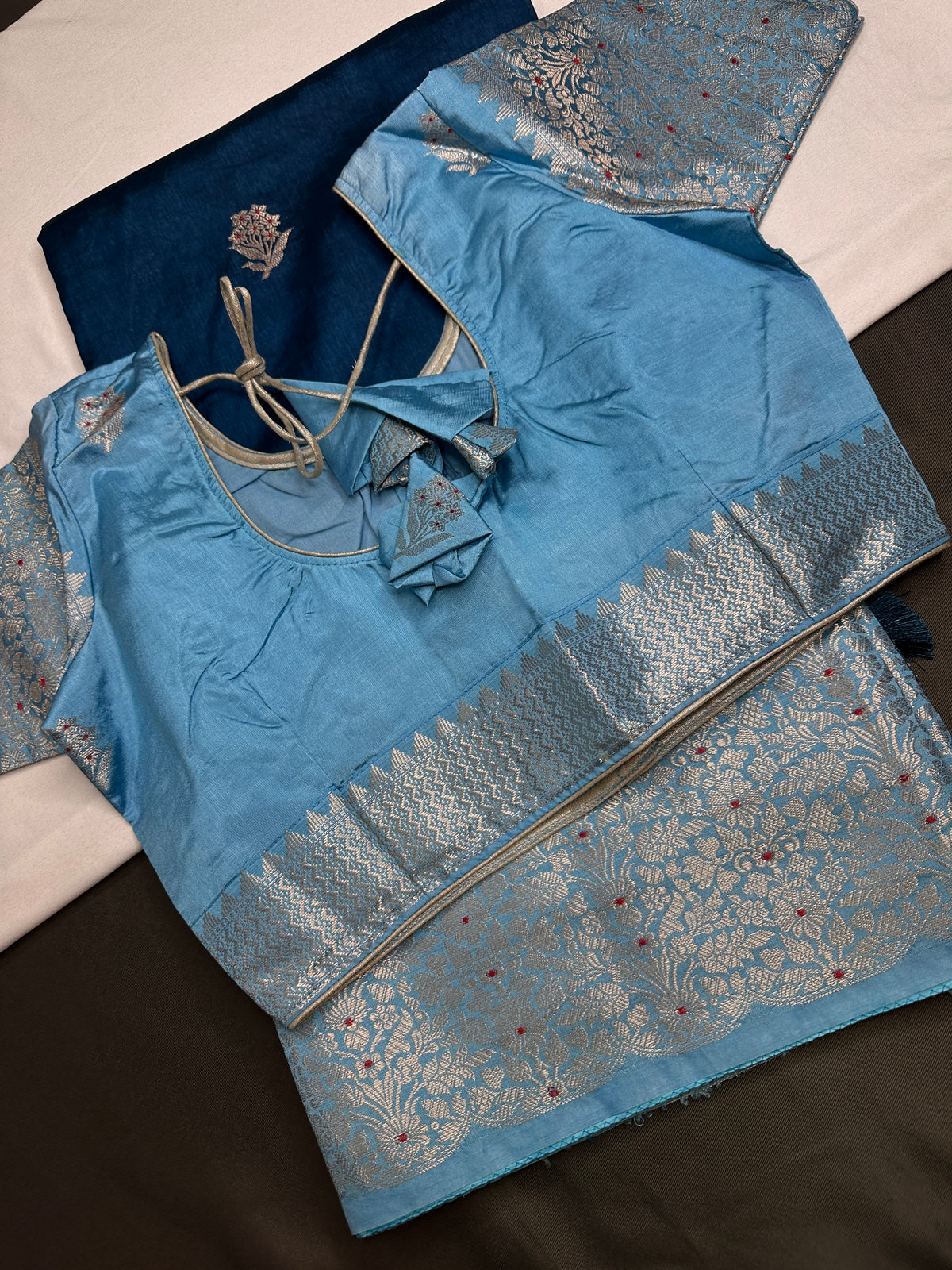 Blue Raw Mango Light Weight Silk Saree - 