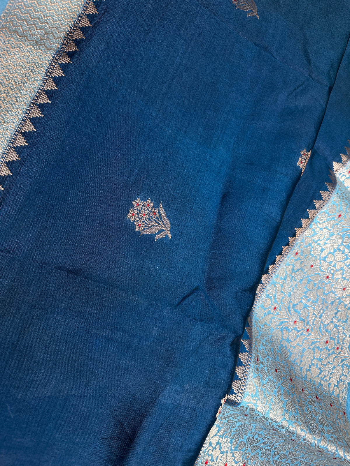 Blue Raw Mango Light Weight Silk Saree - 