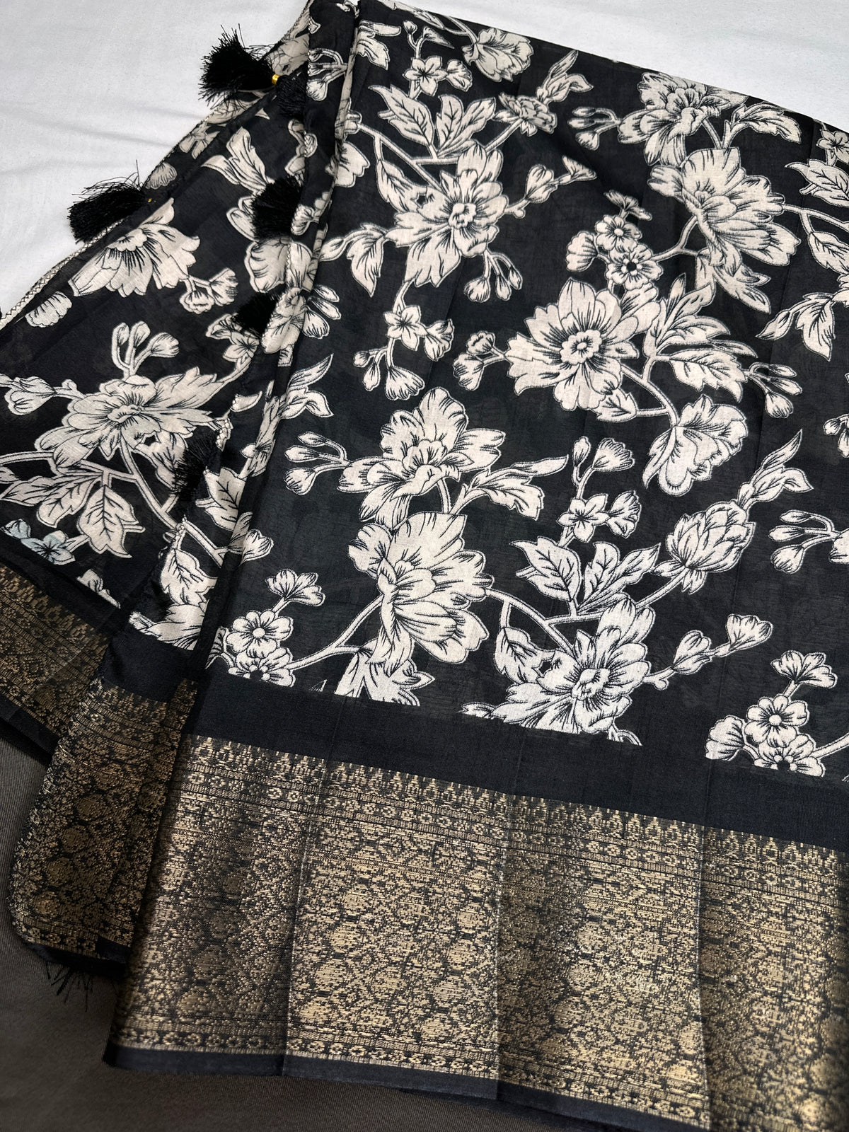 Kalamkari Cotton Silk Black White Floral Print Saree with kanchi Border - 