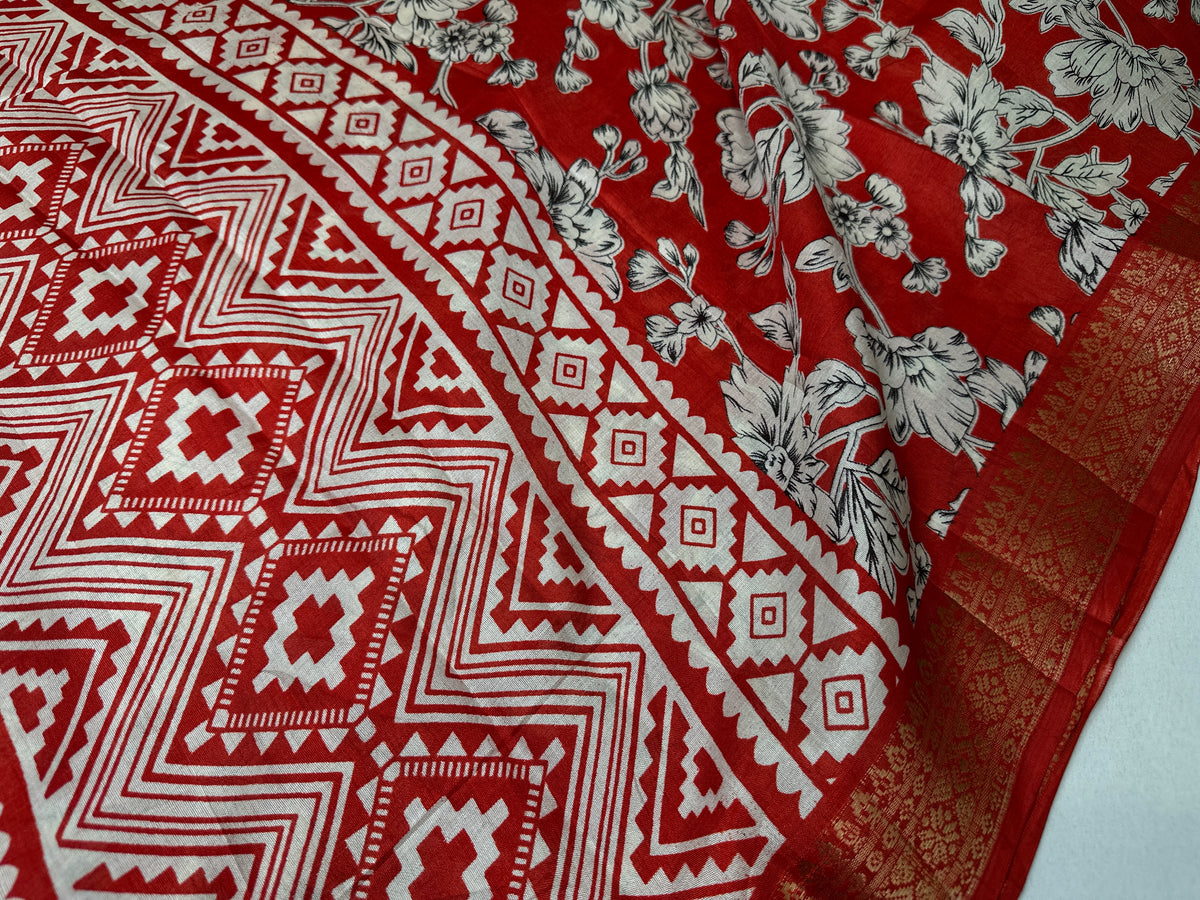 Kalamkari Cotton Silk Red White Floral Print Saree with kanchi Border - 