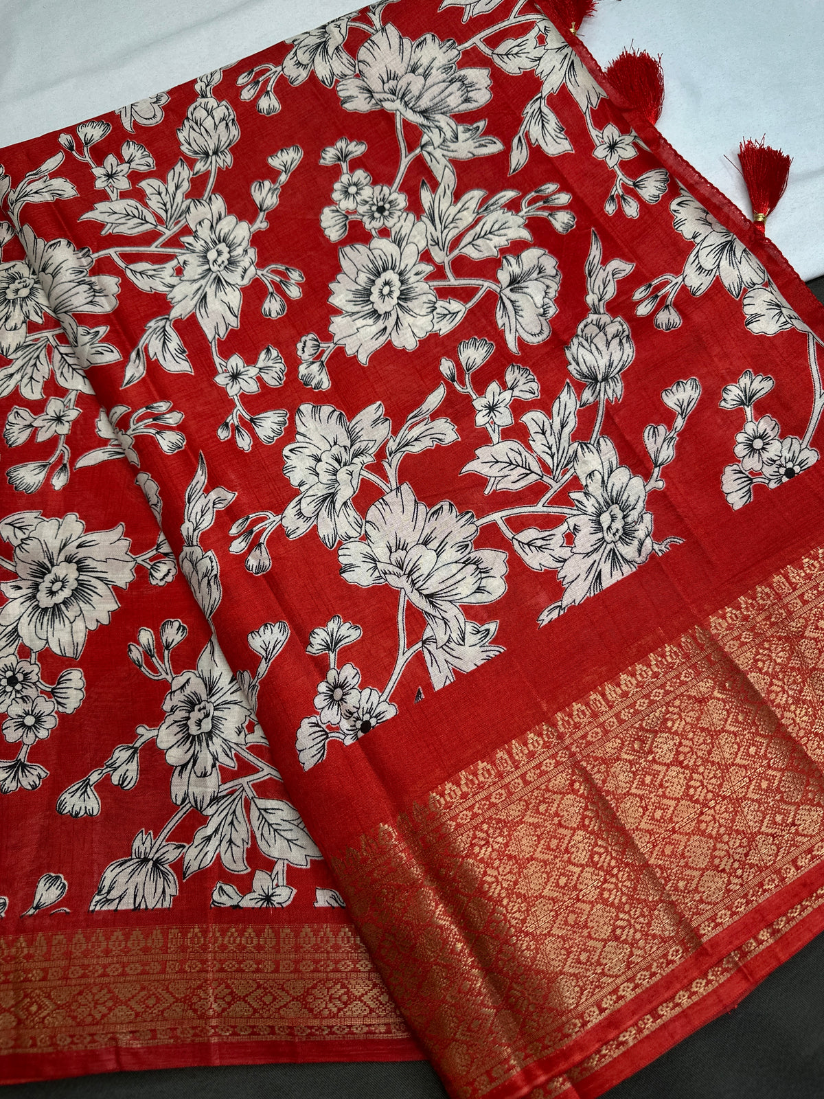 Kalamkari Cotton Silk Red White Floral Print Saree with kanchi Border - 