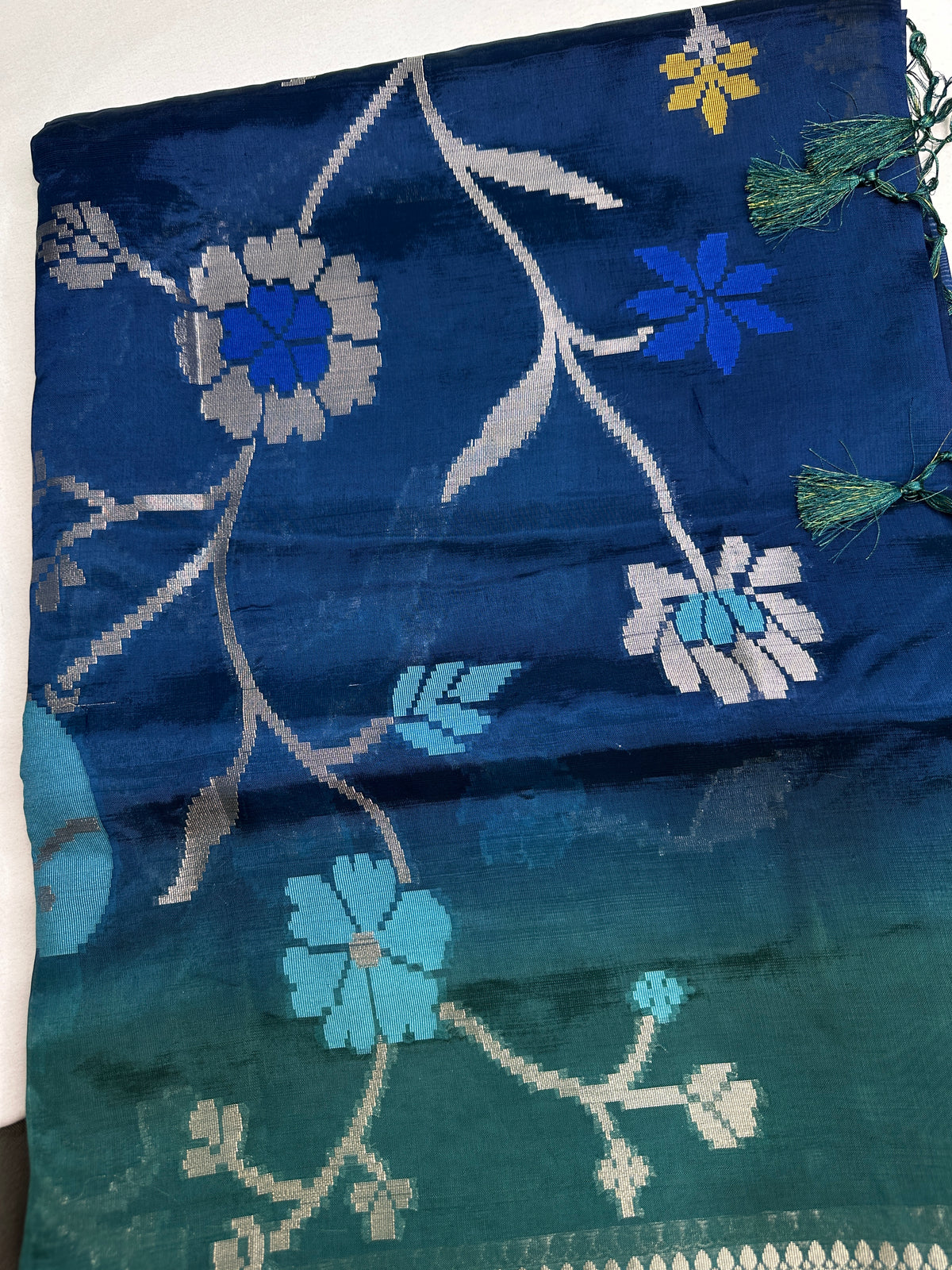 Oraganza Tissue Jamdani Weaving Blue Green Saree - 