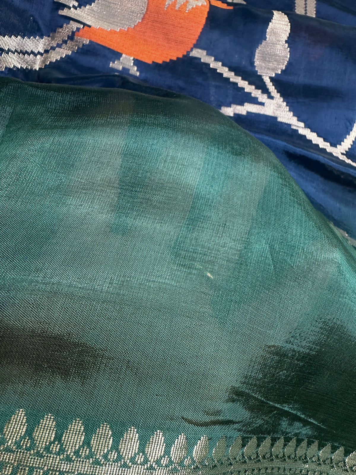 Oraganza Tissue Jamdani Weaving Blue Green Saree - 