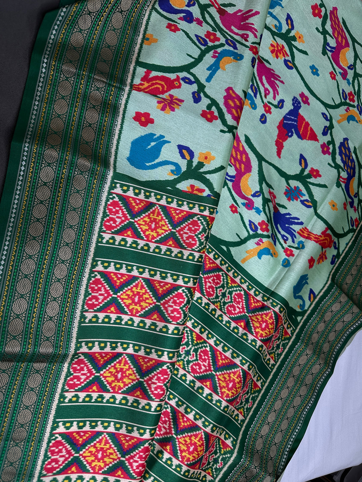 Green Multicolor Printed Saree with Mangalgiri Border - SR001082