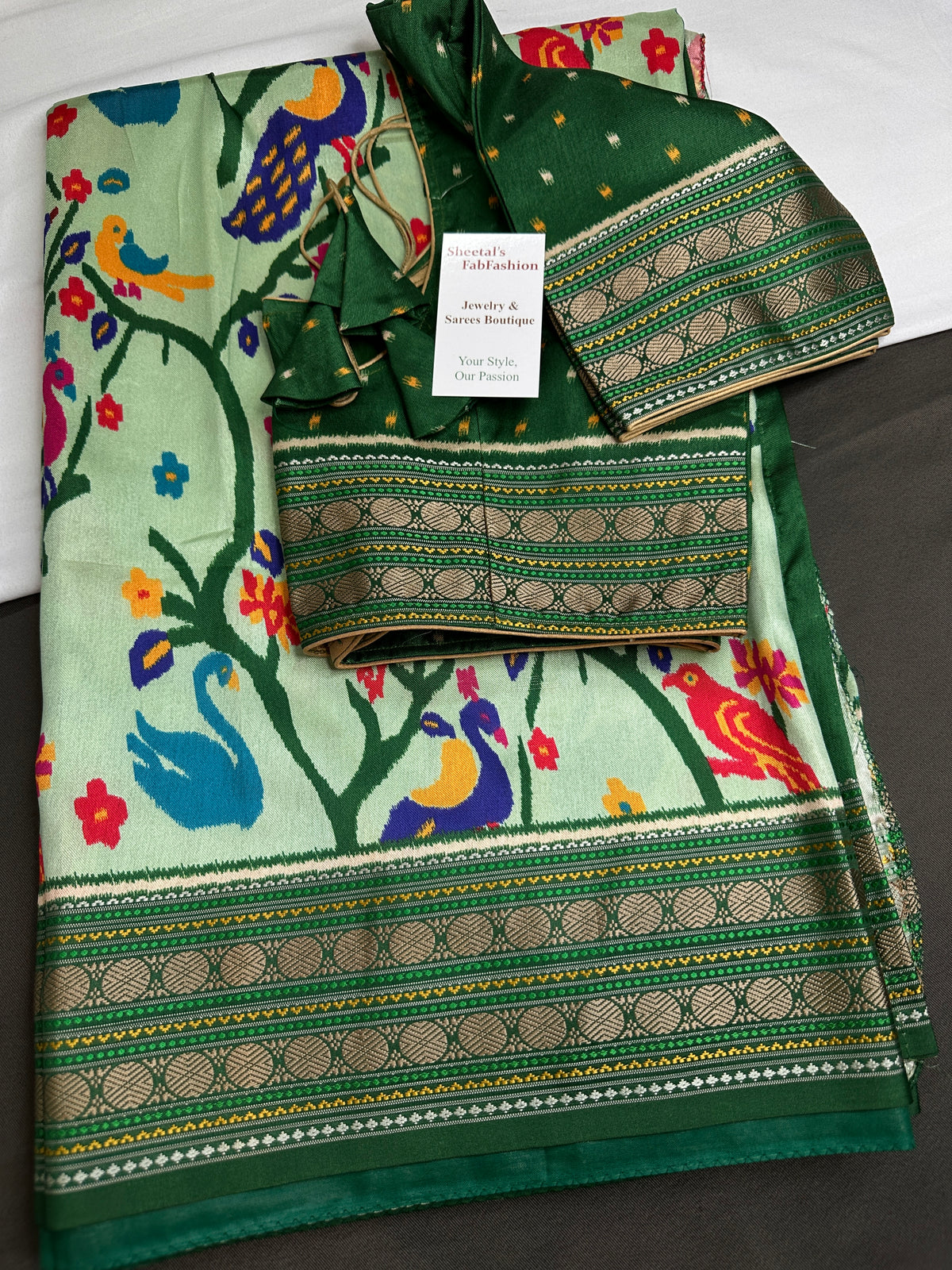 Green Multicolor Printed Saree with Mangalgiri Border - SR001082
