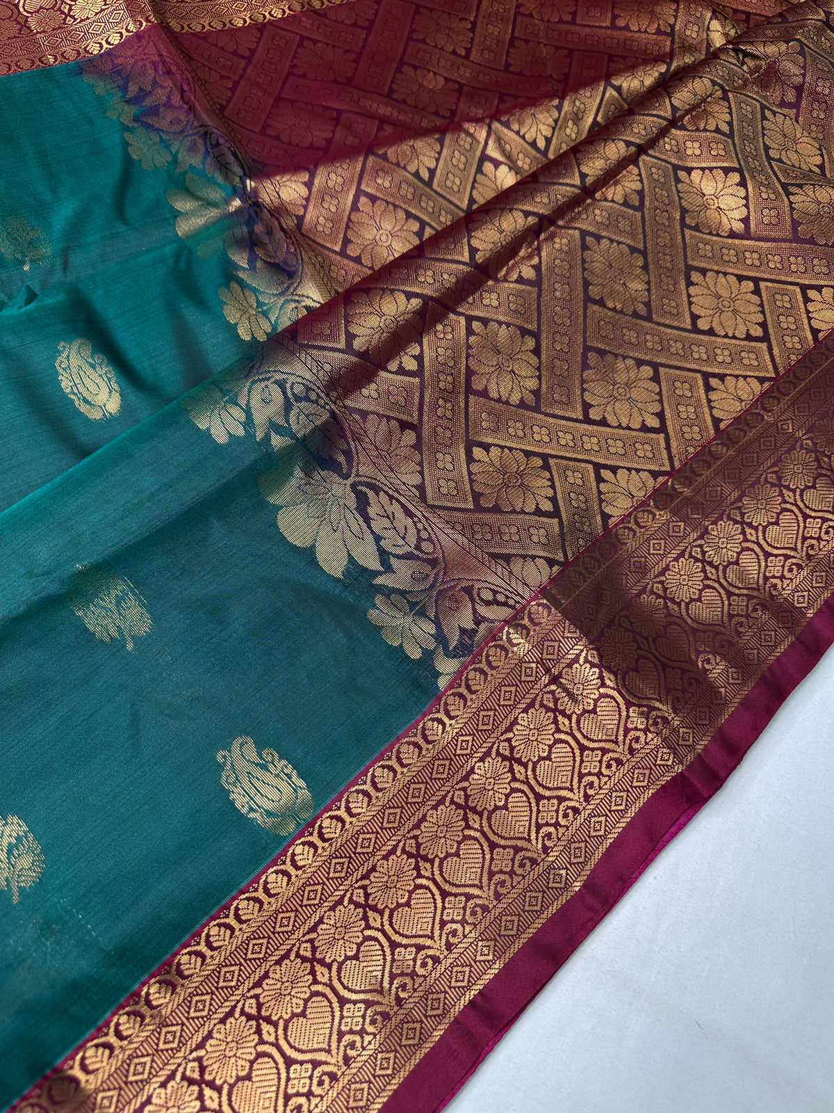 Dharamavaram Pattu Green Magenta Saree - 