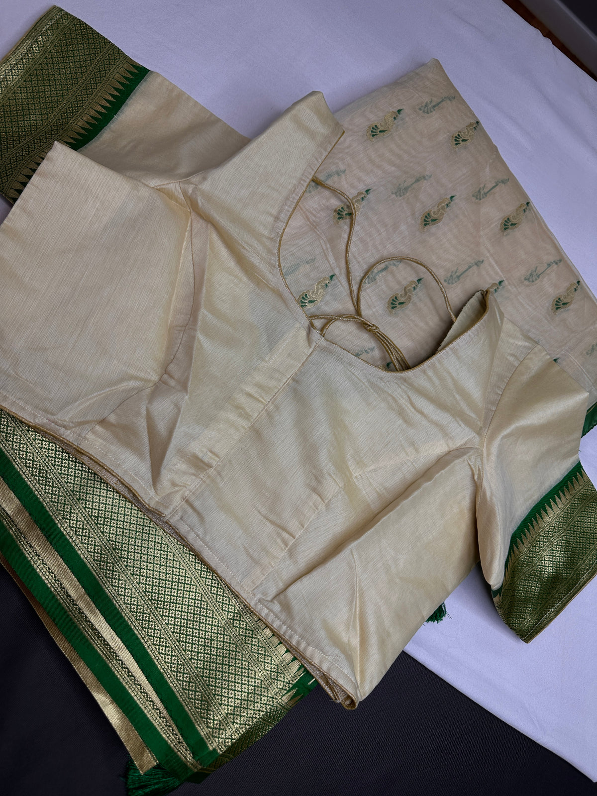 Semi Gadwal Silk Paithani White Red Saree - SR001103