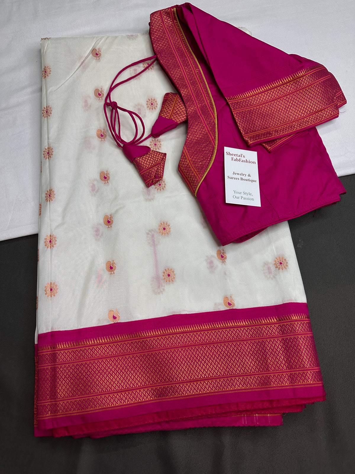 Semi Gadwal Silk Paithani White Pink Saree - SR001106