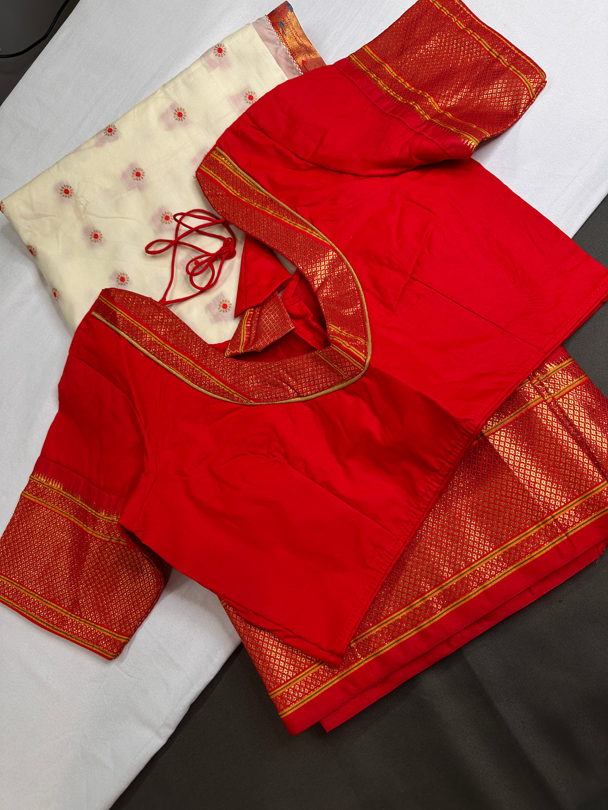 Semi Gadwal Silk Paithani Off White Red Saree - SR001109