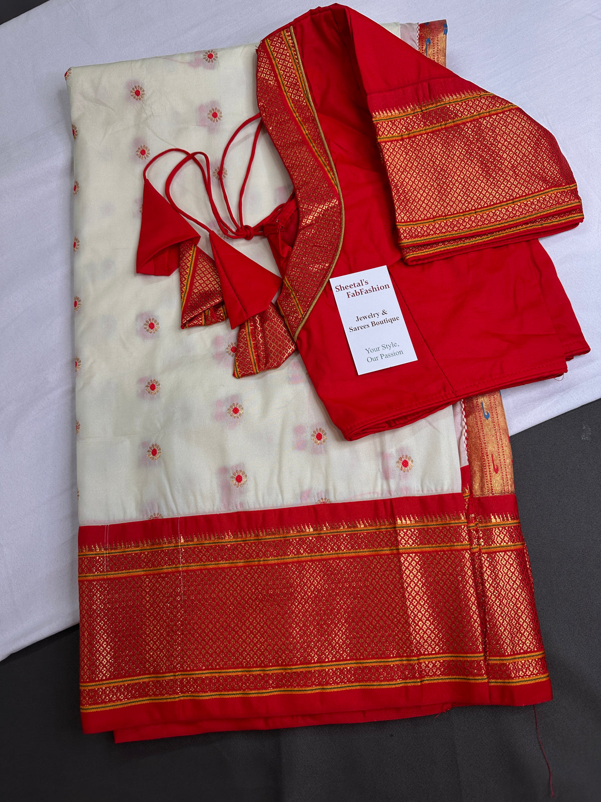 Semi Gadwal Silk Paithani Off White Red Saree - SR001109