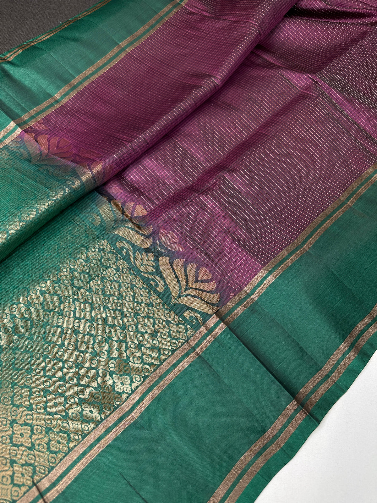 Handloom Pure Silk Mark Certified Purple Checked Saree - SR001112