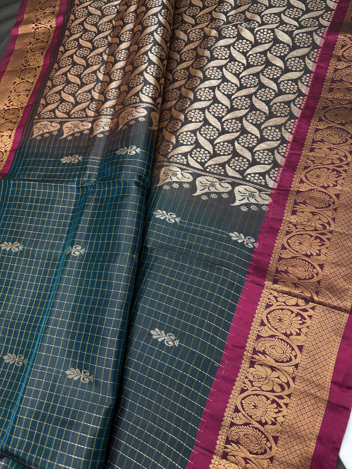 Kanchi Border Vintage Dharamvaram Green Silk Saree - SR001114