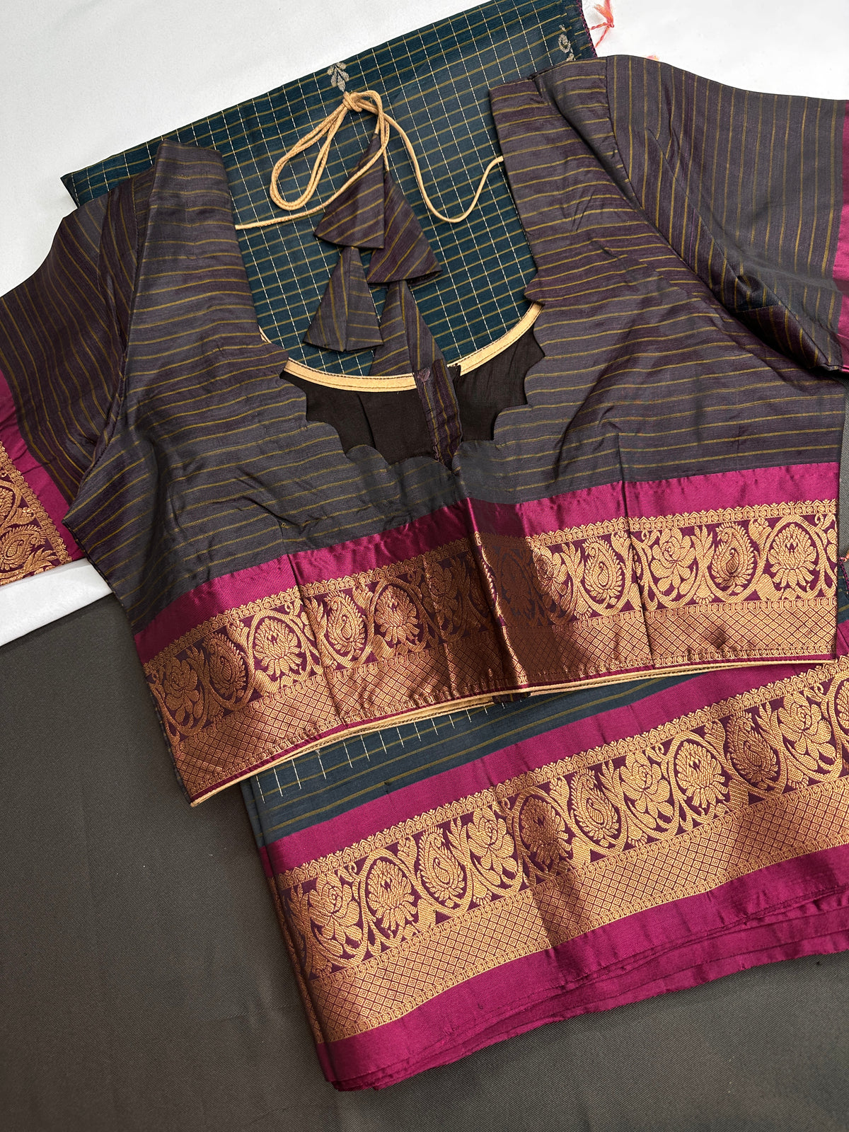 Kanchi Border Vintage Dharamvaram Green Silk Saree - SR001114