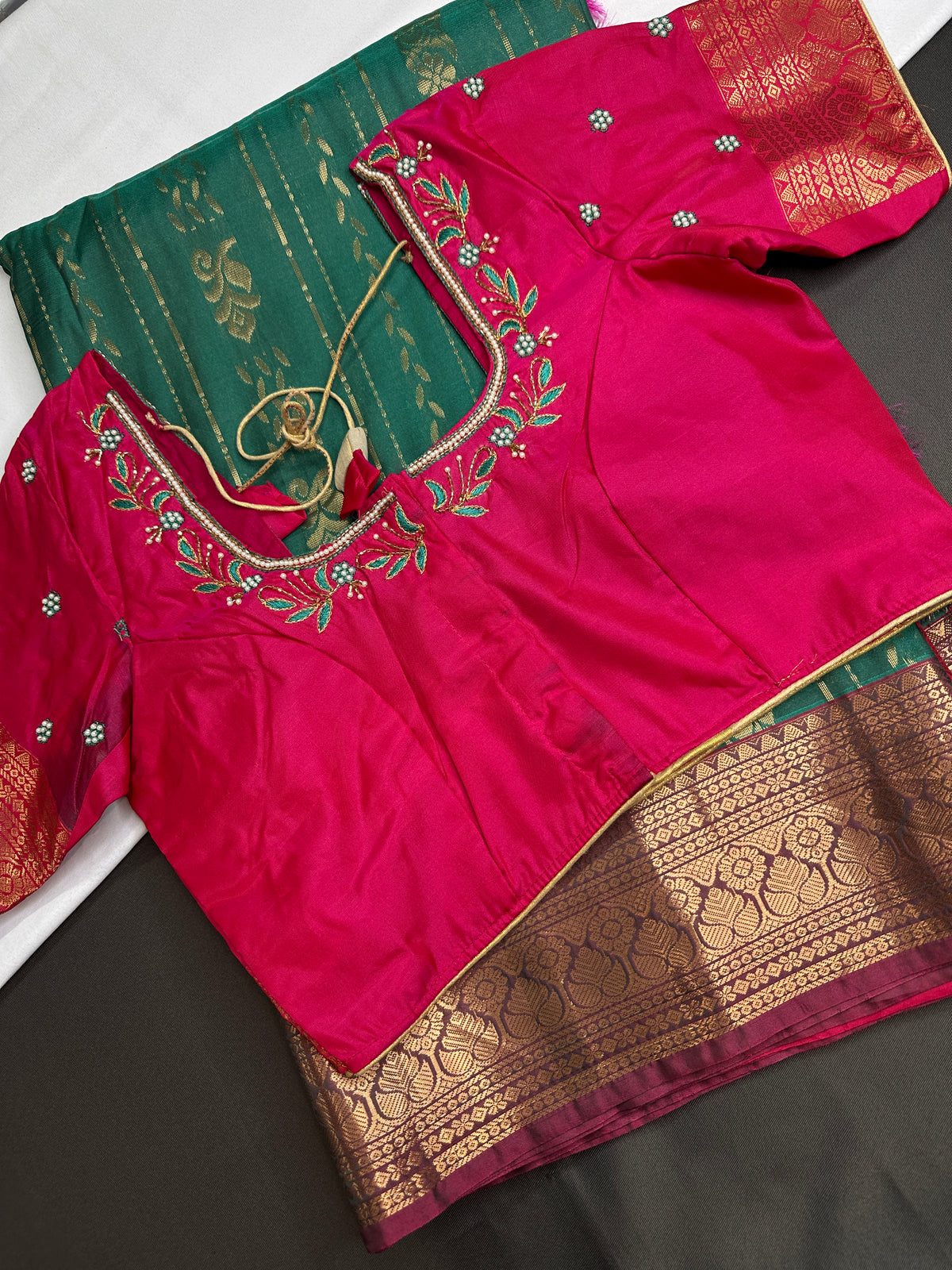 Dharmavaram Pattu Green Pink Semi Silk Saree - SR001115