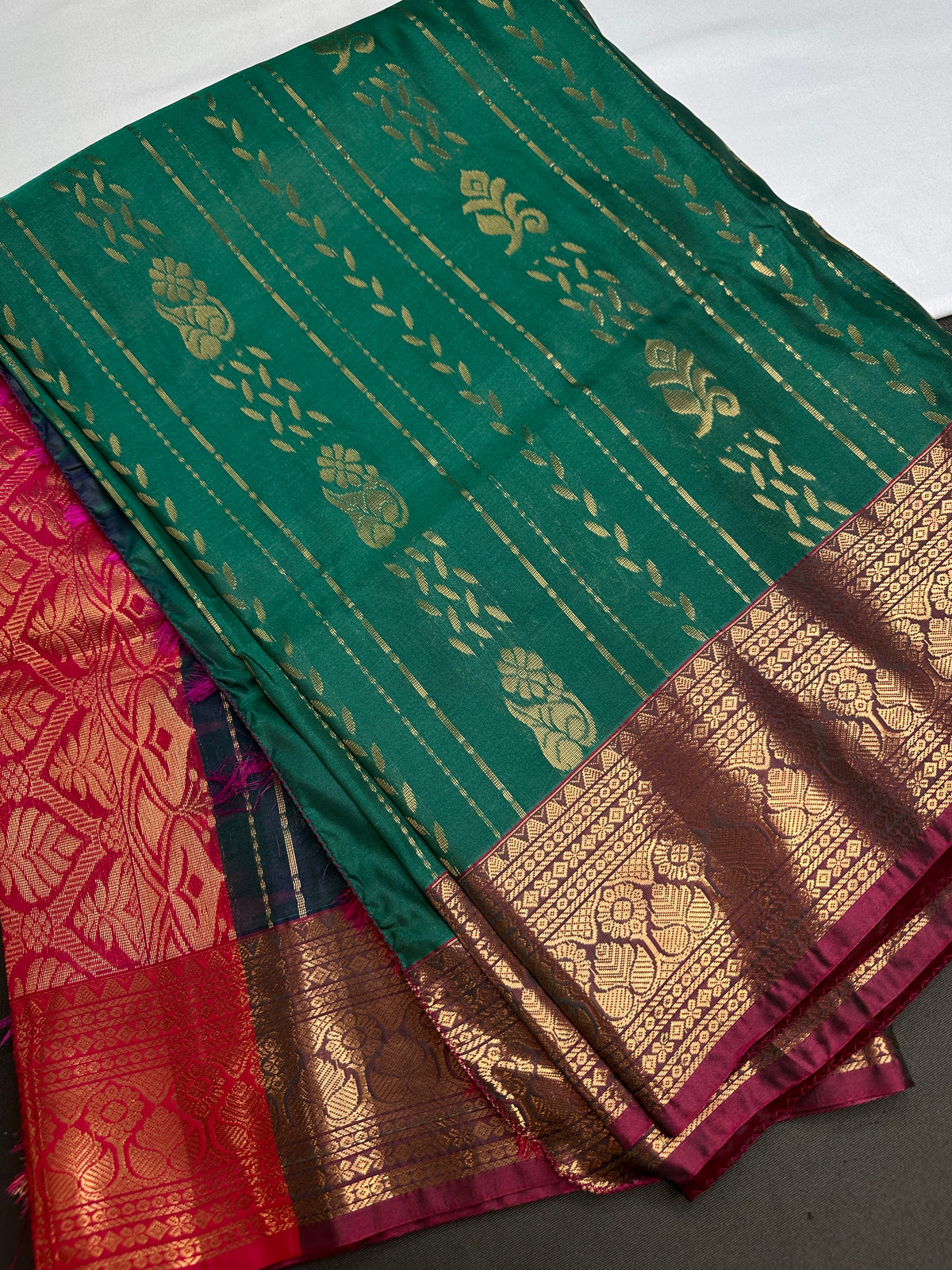 Dharmavaram Pattu Green Pink Semi Silk Saree - SR001115