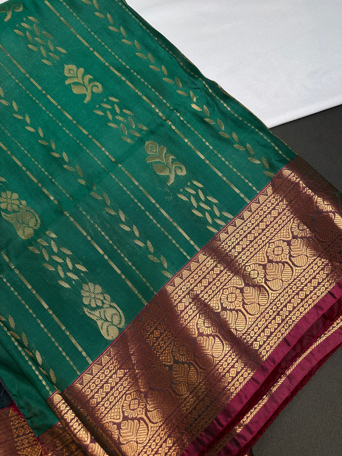 Dharmavaram Pattu Green Pink Semi Silk Saree - SR001115