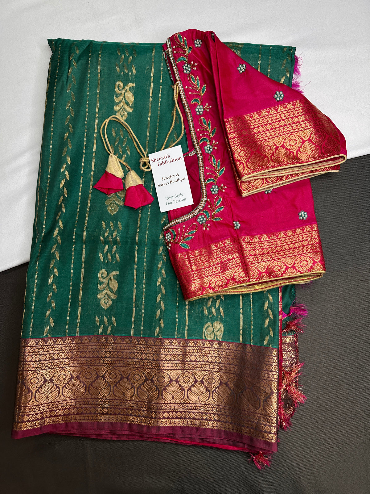 Dharmavaram Pattu Green Pink Semi Silk Saree - SR001115