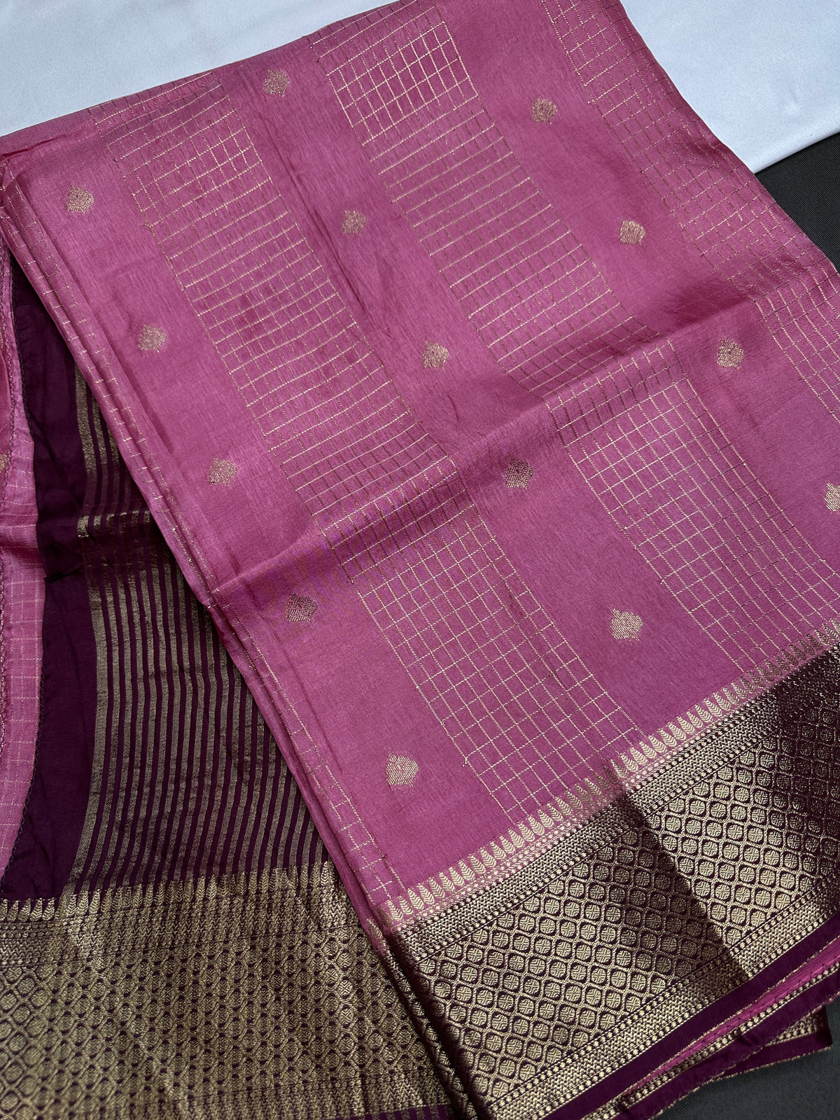 Pink Checks Butta Zari Weaving Raw Mango Saree | SR001120