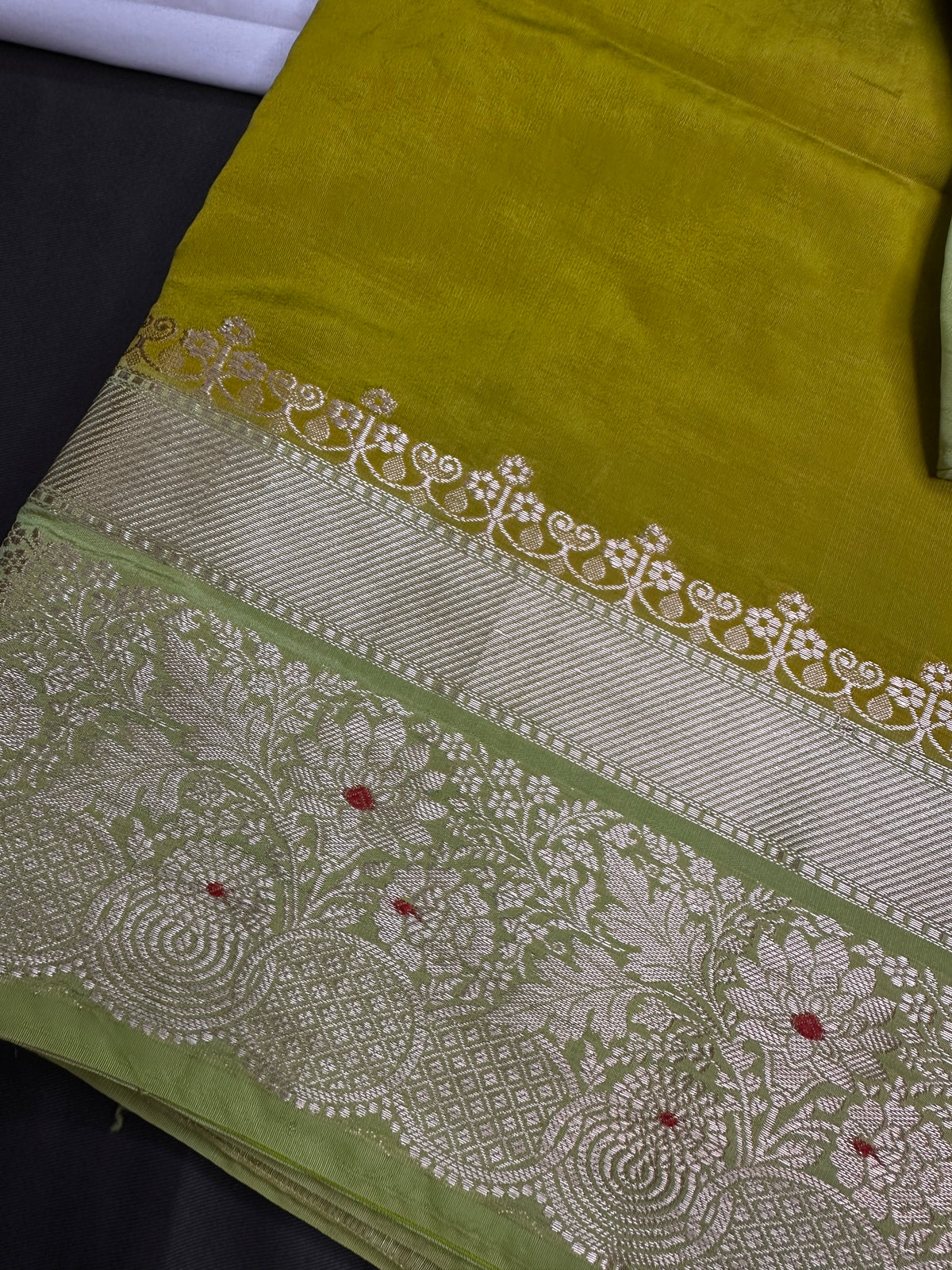 Green Raw Mango Lightweight Silk Saree | SR001123