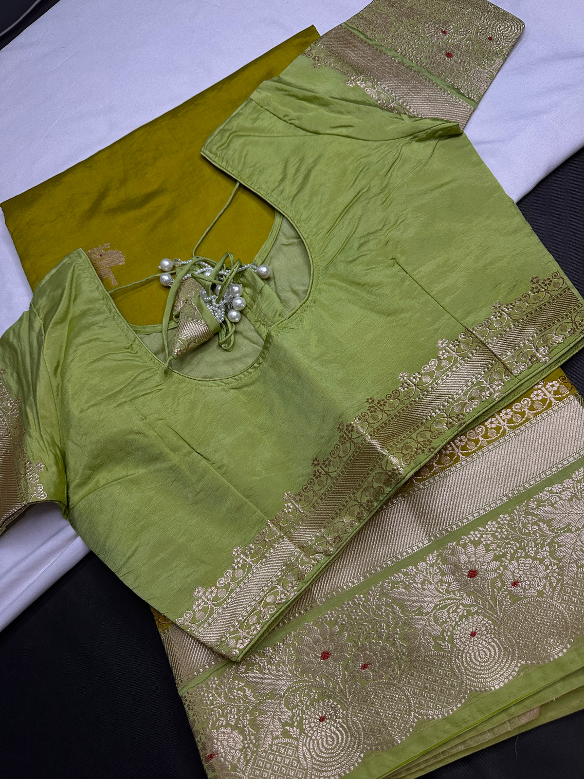Green Raw Mango Lightweight Silk Saree | SR001123