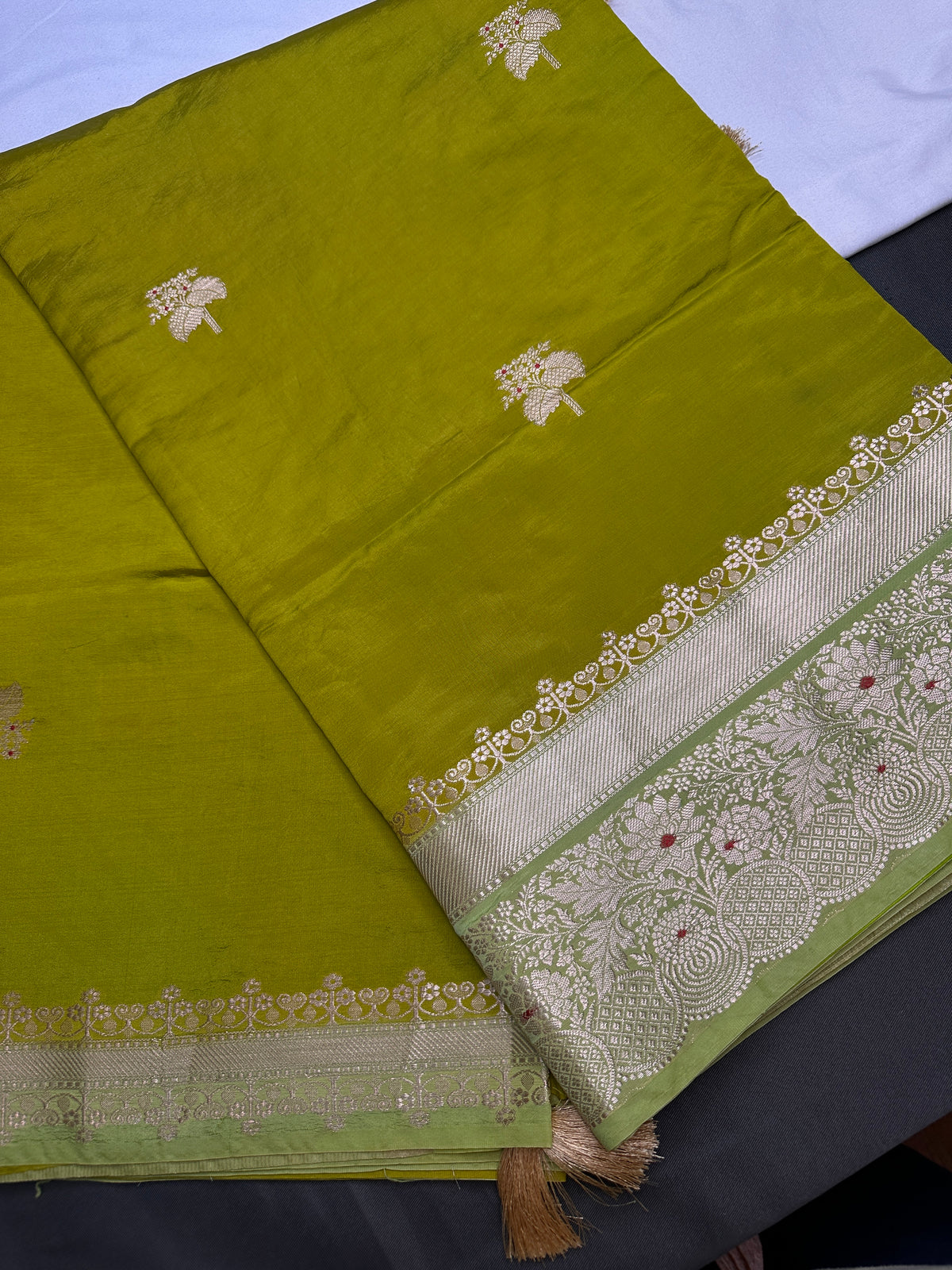 Green Raw Mango Lightweight Silk Saree | SR001123