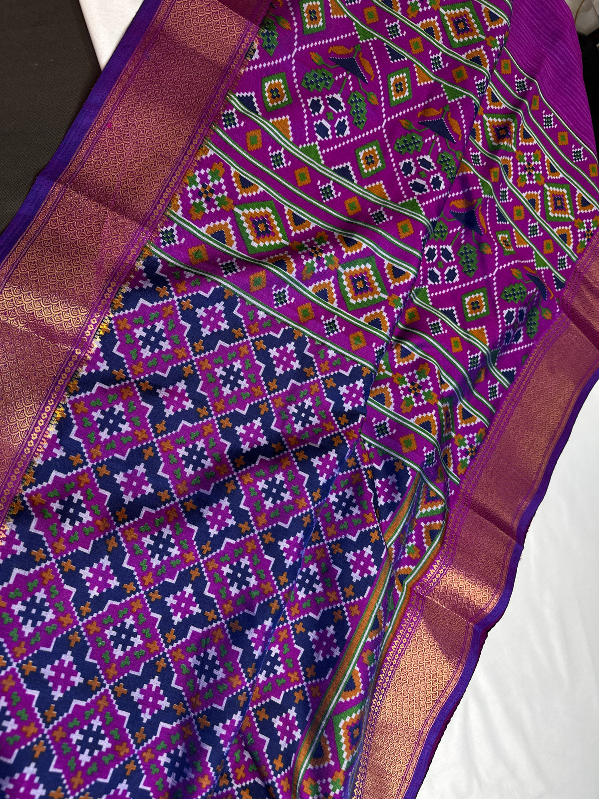Purple Patola Ikkat Lightweight Silk Saree | SR001124
