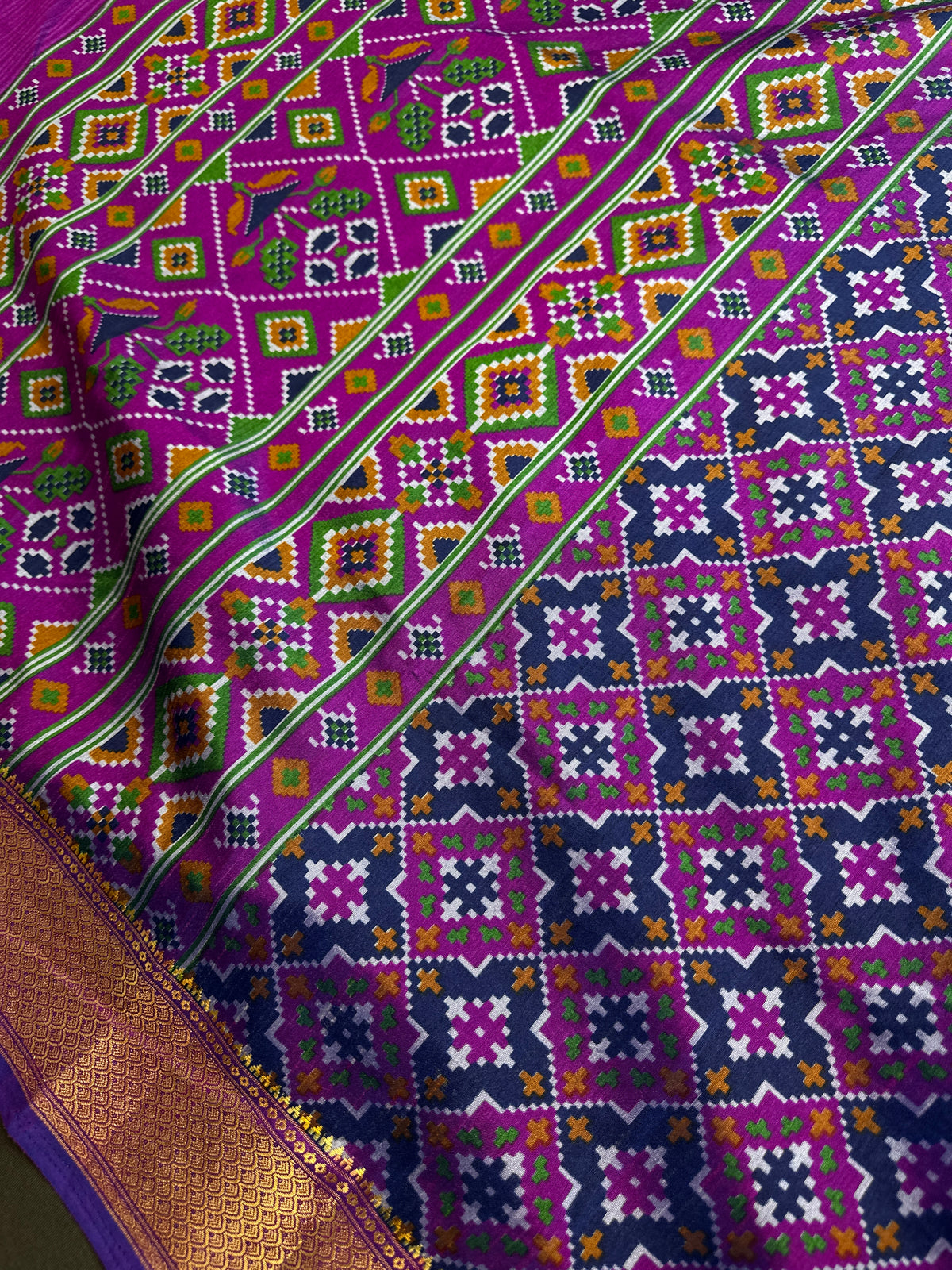 Purple Patola Ikkat Lightweight Silk Saree | SR001124