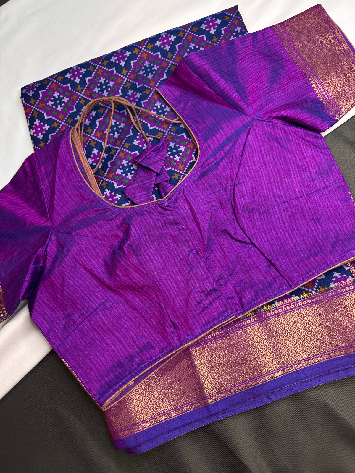 Purple Patola Ikkat Lightweight Silk Saree | SR001124