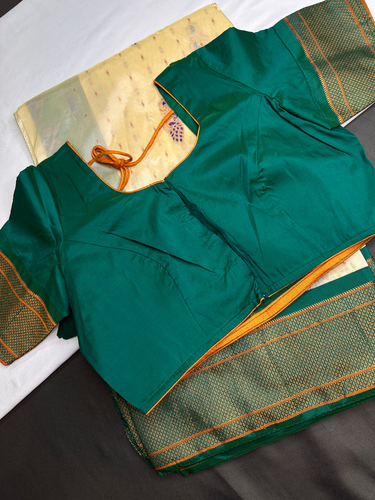Semi Gadwal Chanderi Silk Paithani Cream Green Saree | SR001125