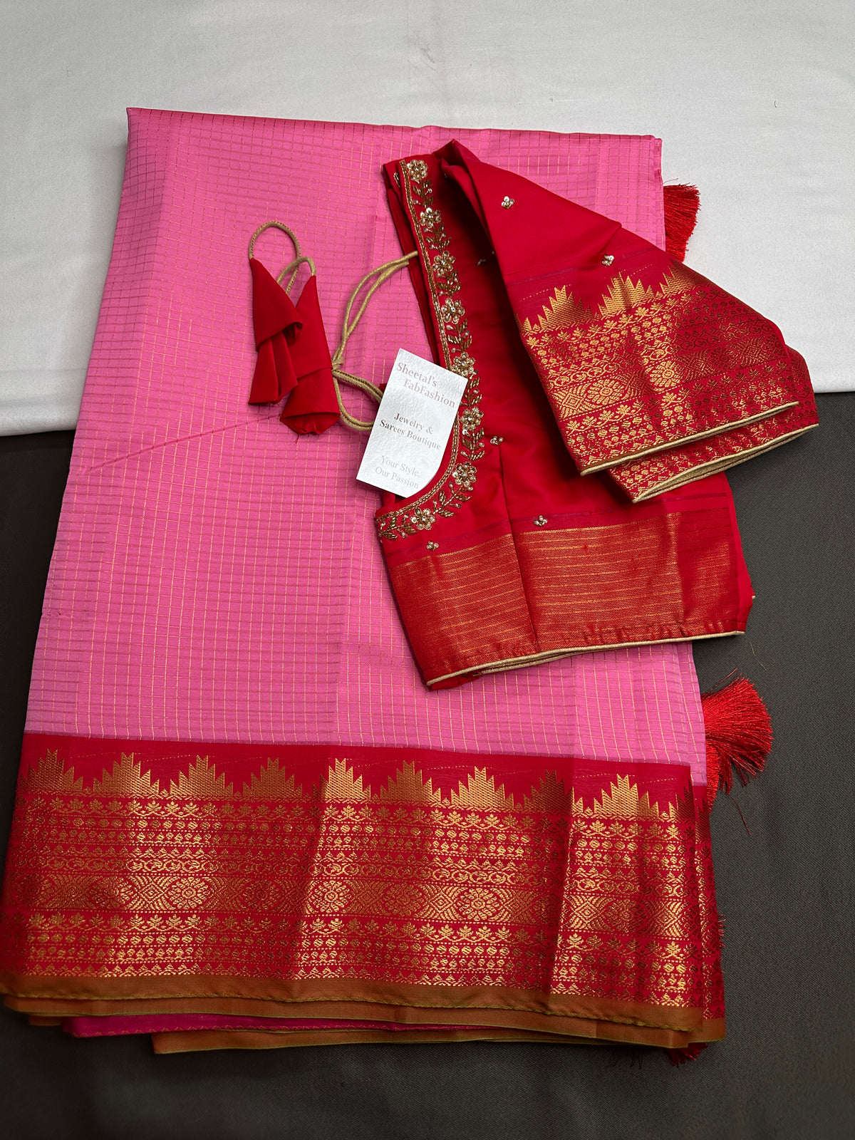 Pink Red Vintage Checked Semi Kanjivaram Pattu Saree - SR001136