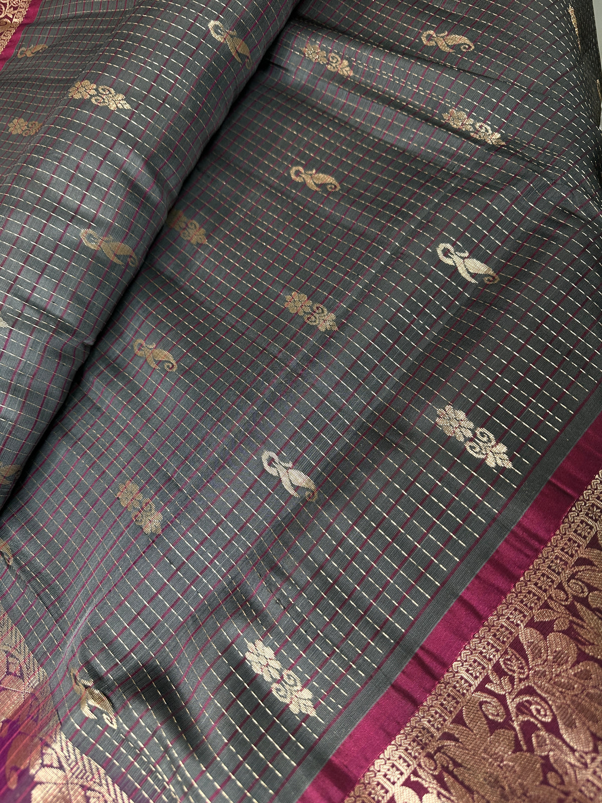 Vintage Checkered Kanchi Border Grey Magenta Silk Saree with Stitched Blouse - SR001140