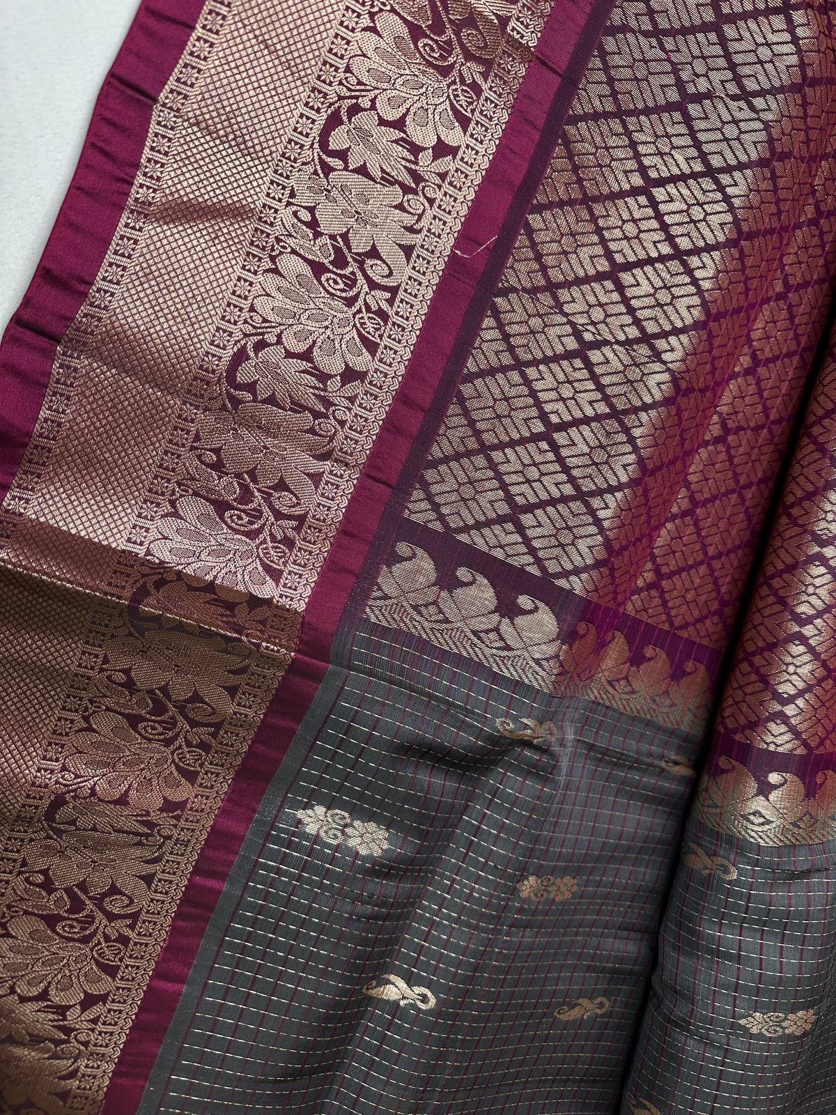 Vintage Checkered Kanchi Border Grey Magenta Silk Saree with Stitched Blouse - SR001140