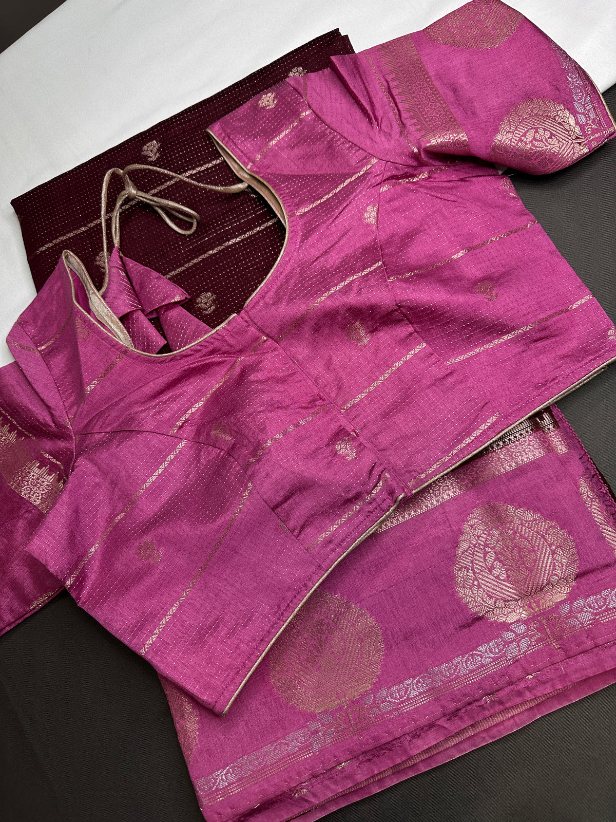 Plum Lightweight Raw Mango Style Silk Saree with Pink Pallu