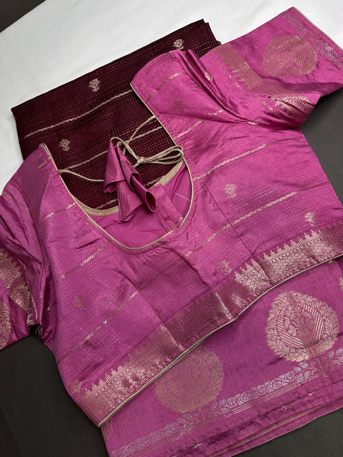Plum Lightweight Raw Mango Style Silk Saree with Pink Pallu