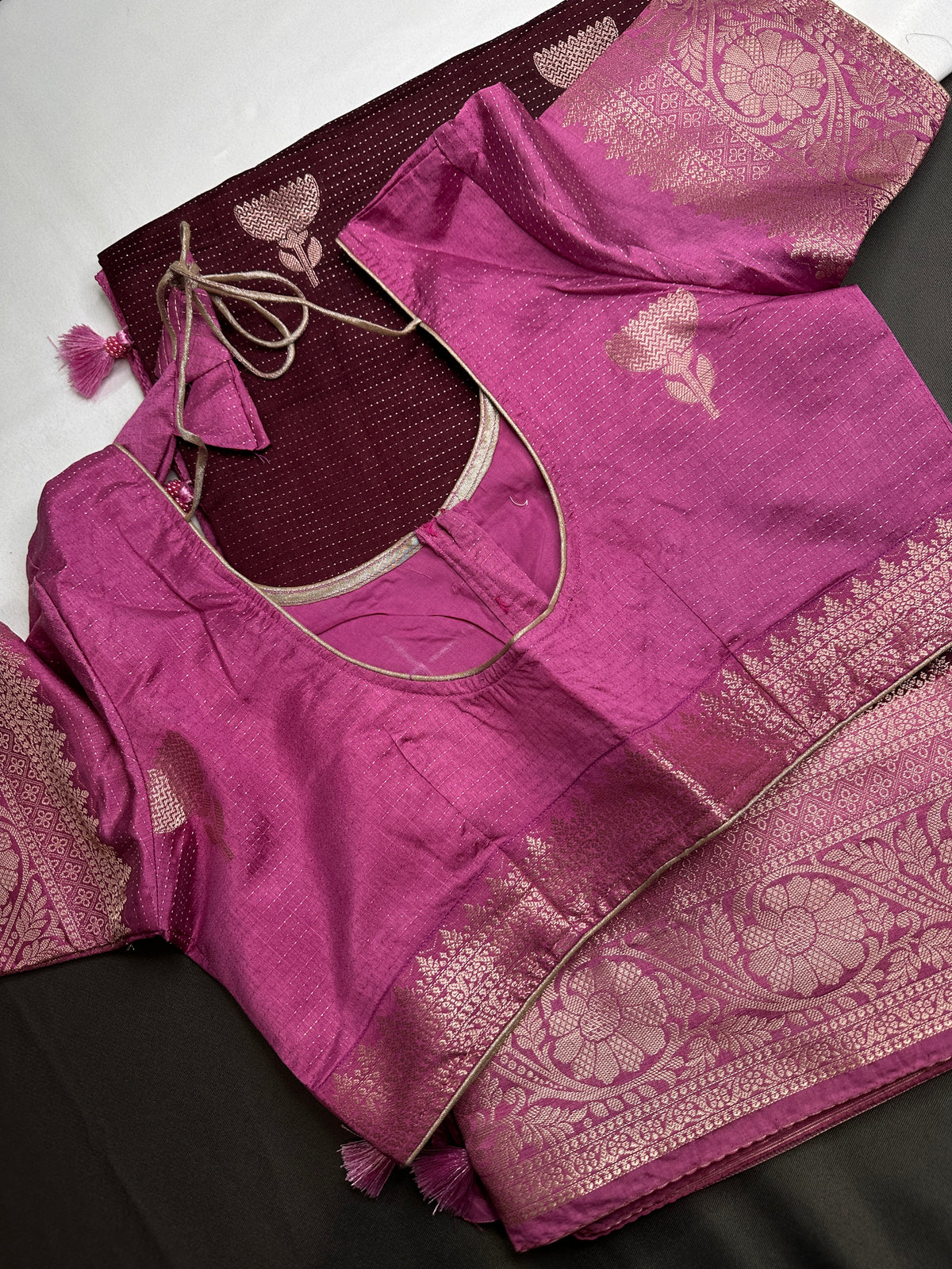 Plum Lightweight Raw Mango Style Silk Saree with Pink Pallu