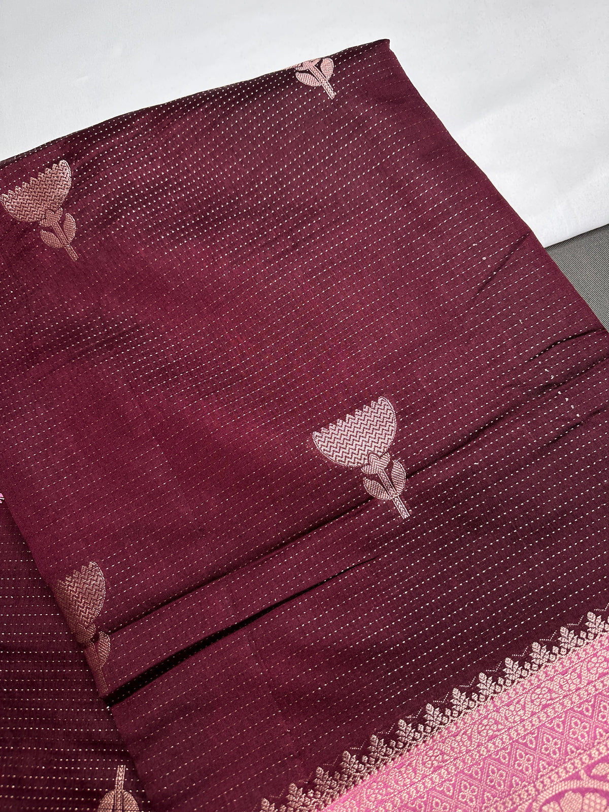 Plum Lightweight Raw Mango Style Silk Saree with Pink Pallu